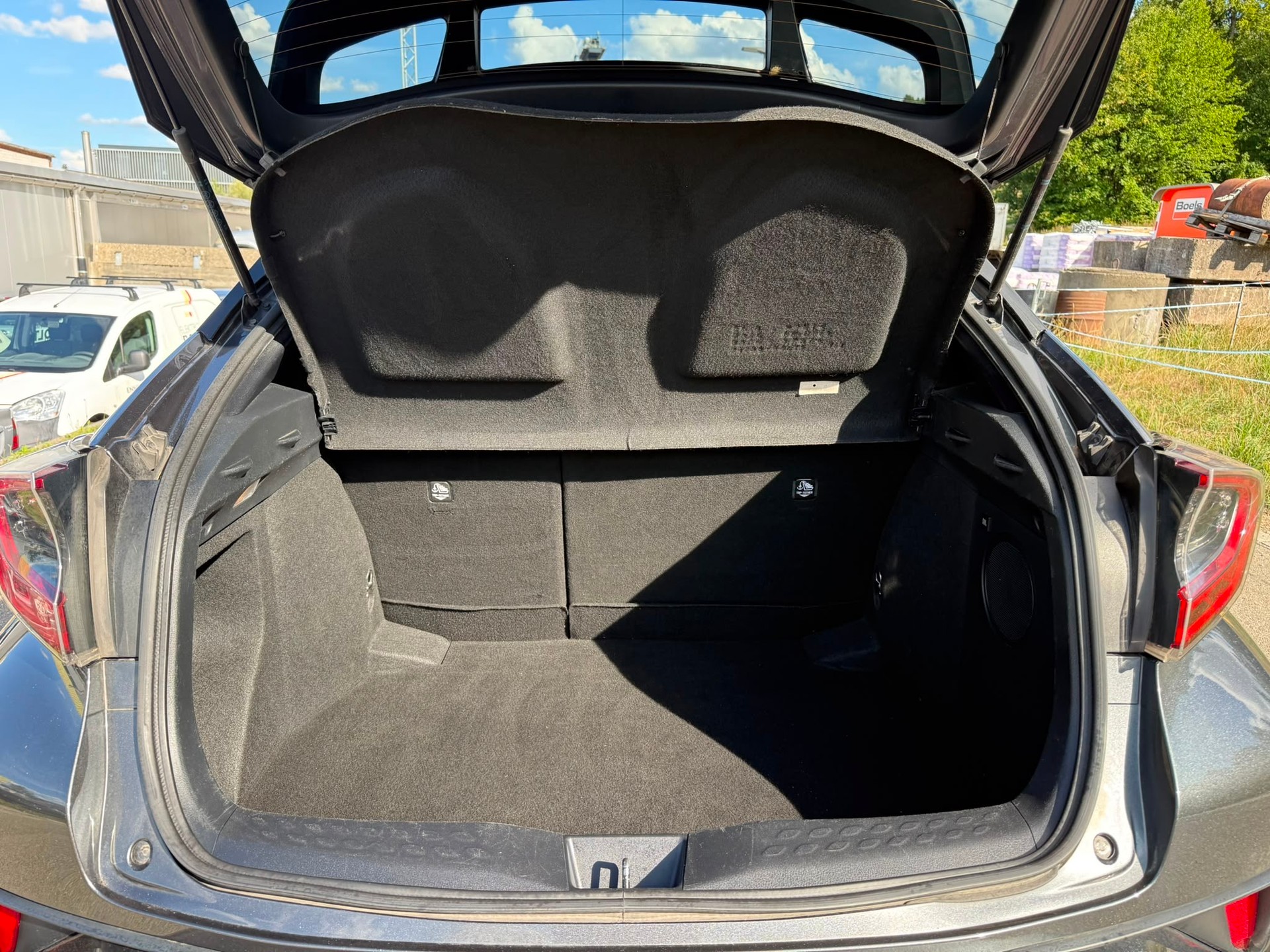 TOYOTA C-HR 1.2 Turbo Trend 4WD Multidrive S-image-10
