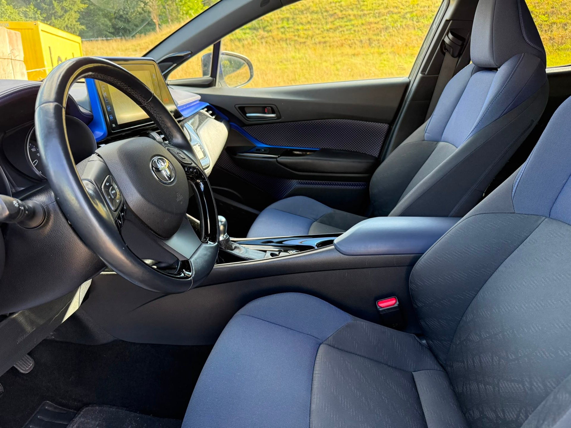 TOYOTA C-HR 1.2 Turbo Trend 4WD Multidrive S-image-7