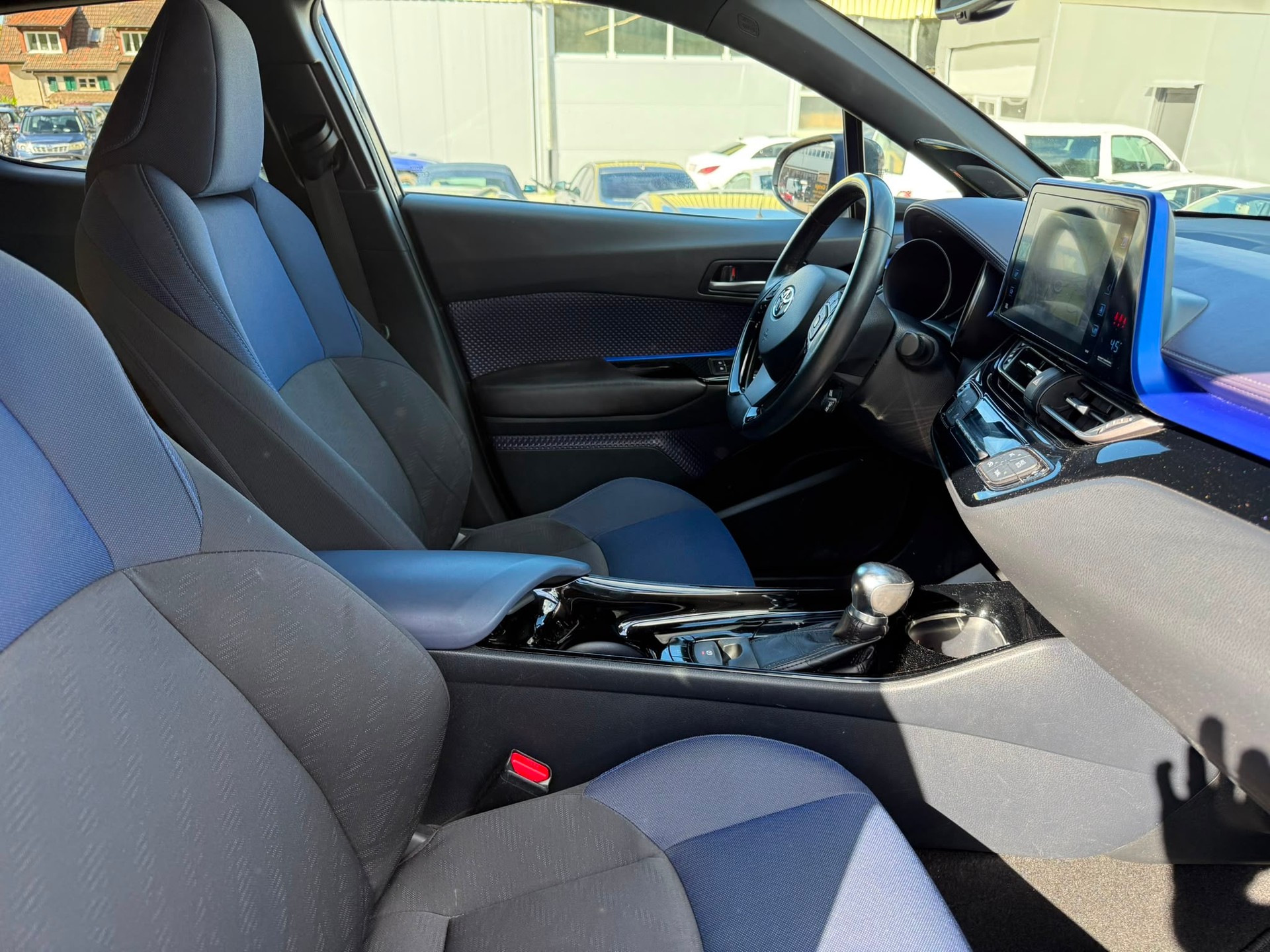 TOYOTA C-HR 1.2 Turbo Trend 4WD Multidrive S-image-13