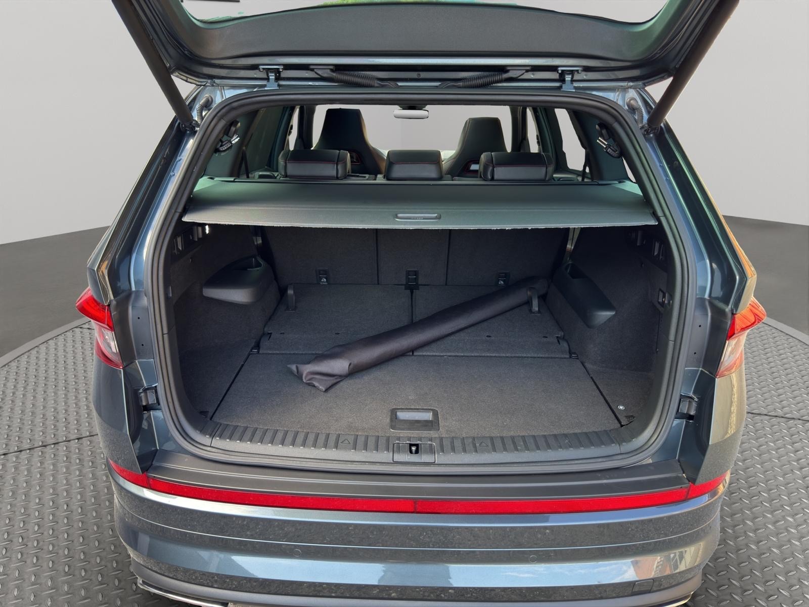 SKODA Kodiaq 2.0 Bi-TDI SCR RS 4x4 DSG 7-Plätze-image-5