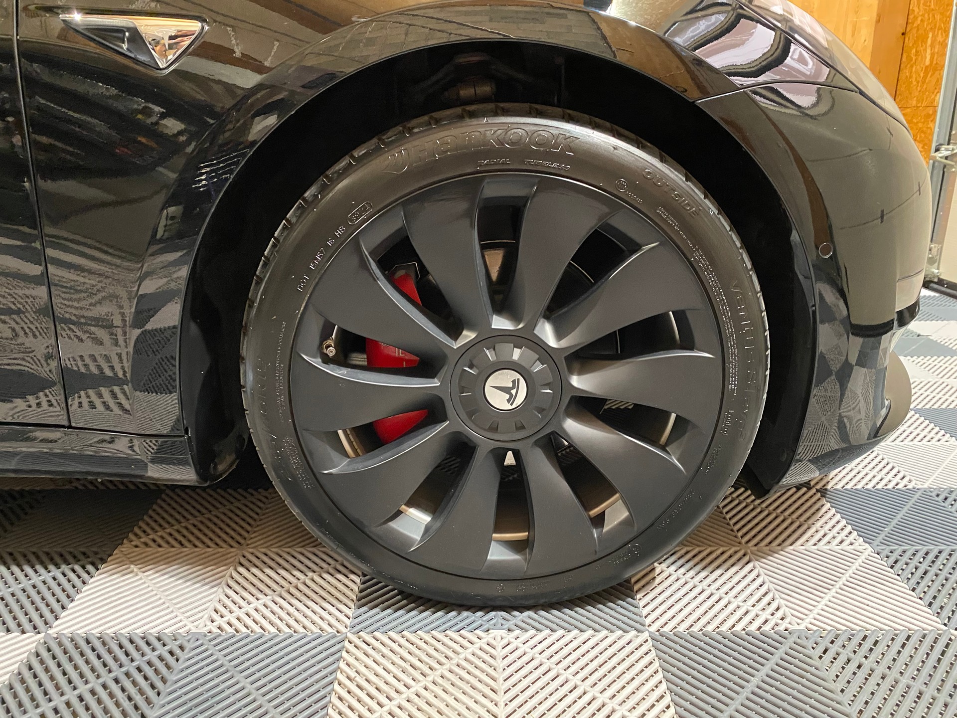 TESLA Model 3 Long Range Dual Motor AWD-image-5