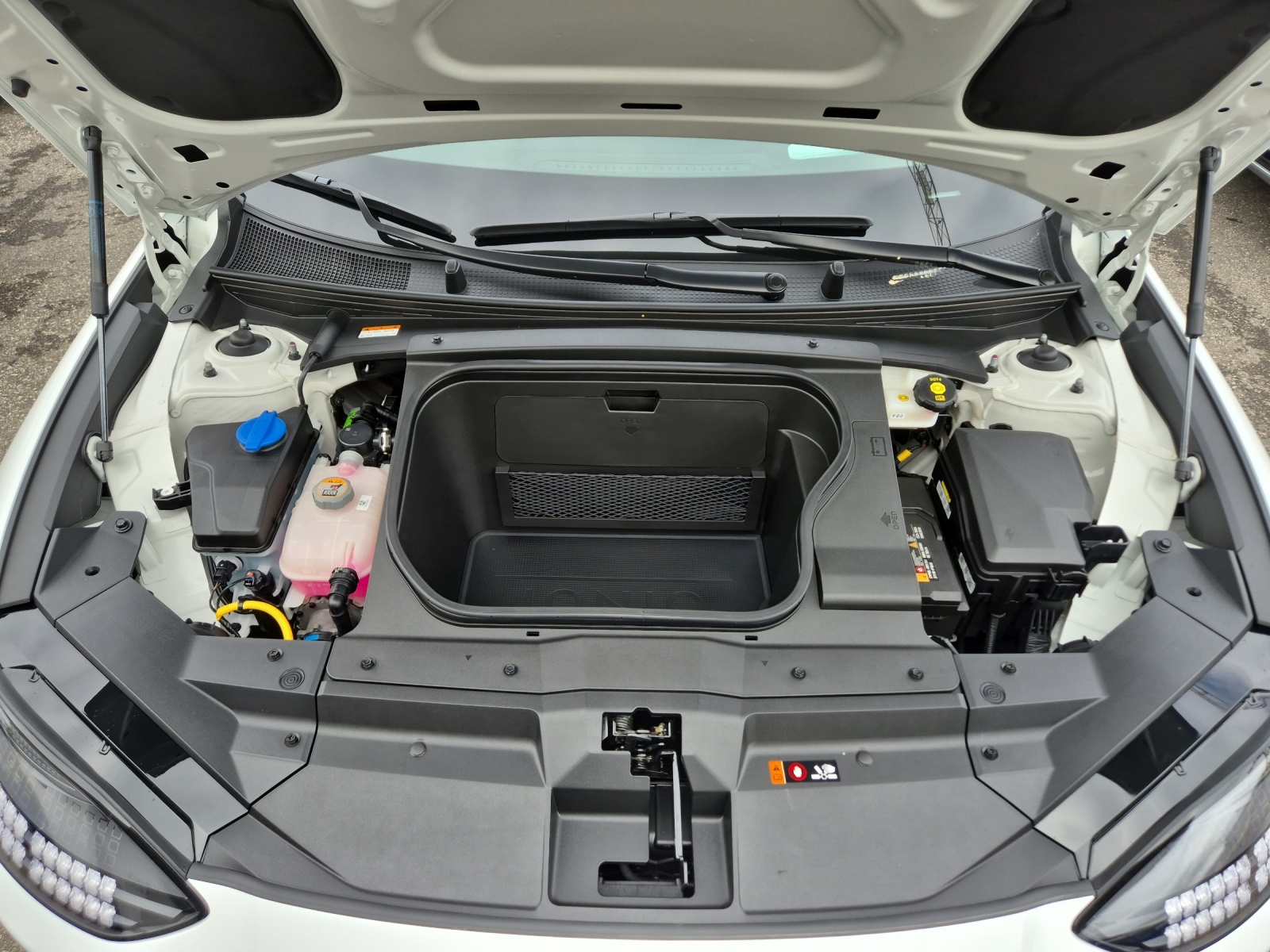 Image HYUNDAI IONIQ-6 Ioniq 6 77kWh Launch Edition 2WD