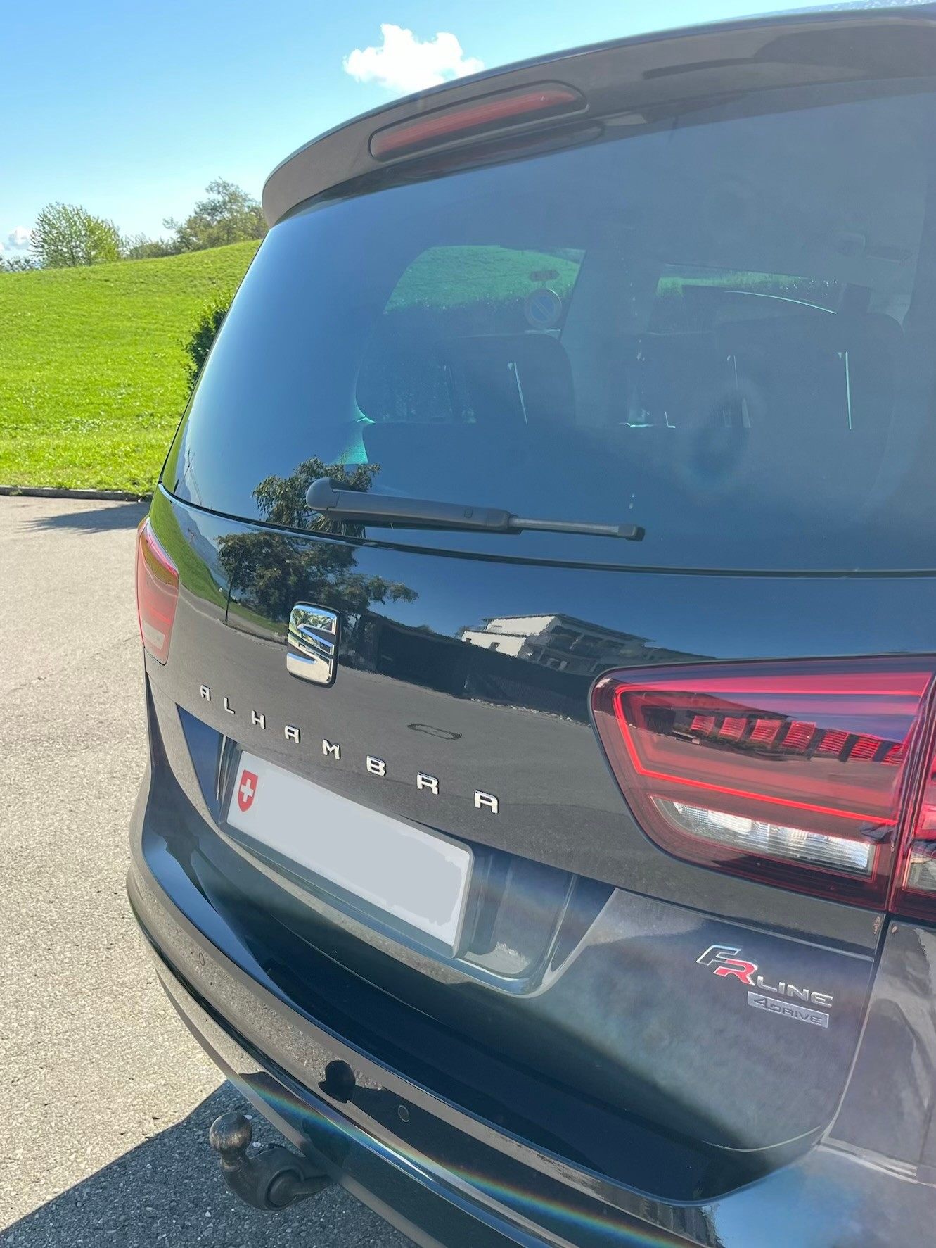 SEAT 2.0 TDI 177 Sw. FR 4x4 DSG S/S-image-2