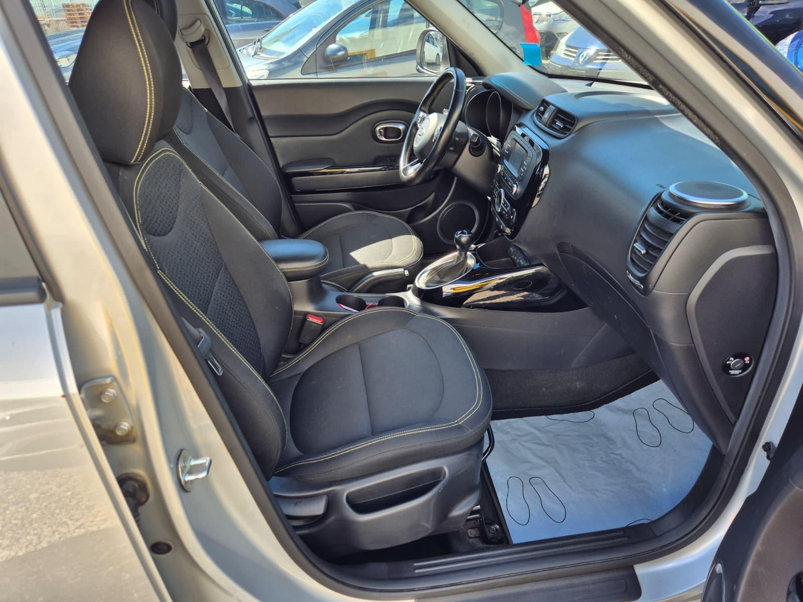 KIA Soul 1.6 GDI Trend Automatic-image-8
