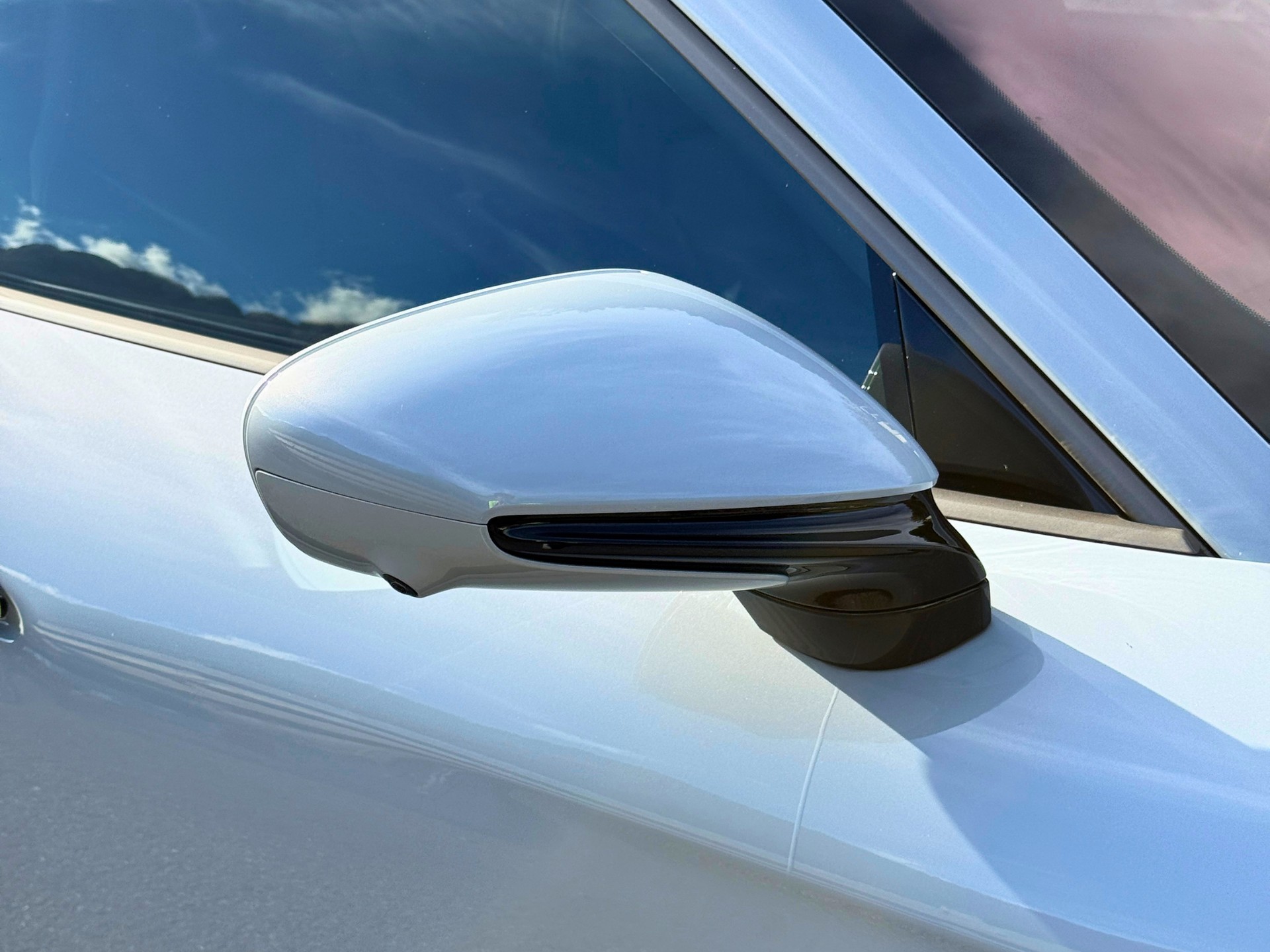 PORSCHE Taycan Turbo Sport Turismo-image-5