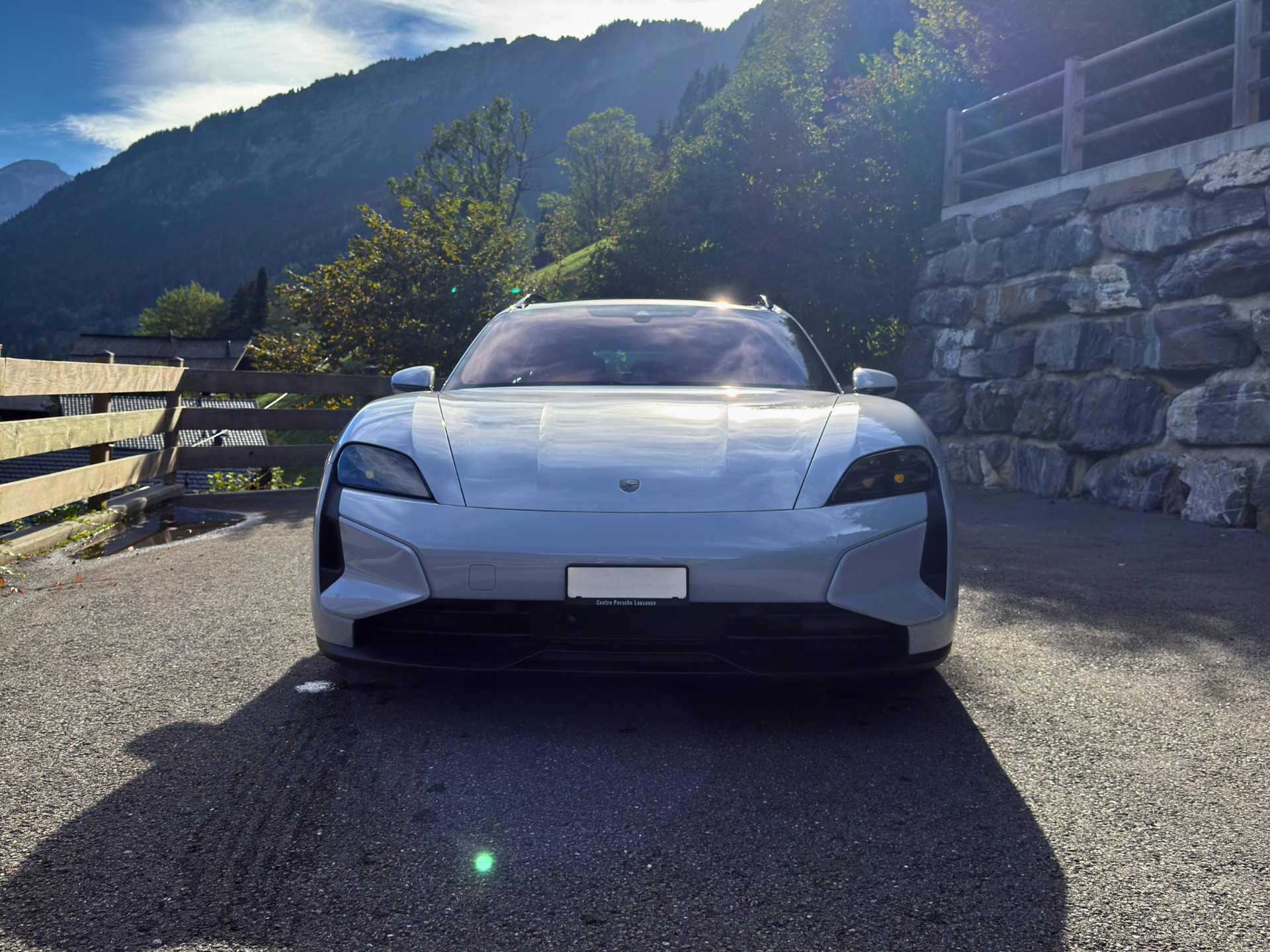PORSCHE Taycan Turbo Sport Turismo-image-2