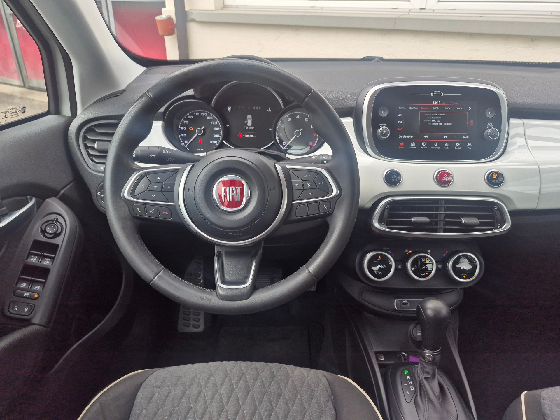 FIAT 500X 1.3 TBGSE City Cross-image-11