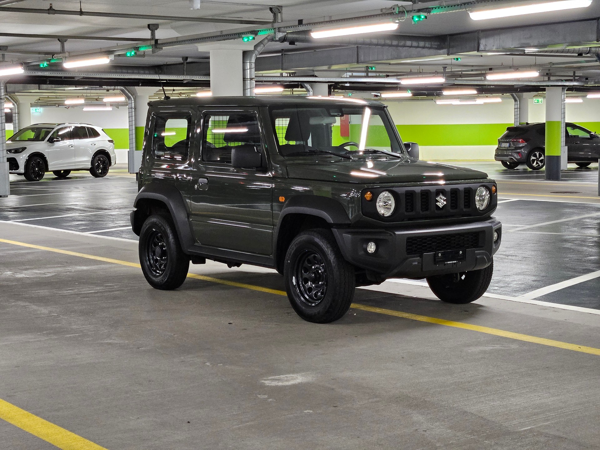 SUZUKI Jimny 1.5 Compact+ 4x4-image-6