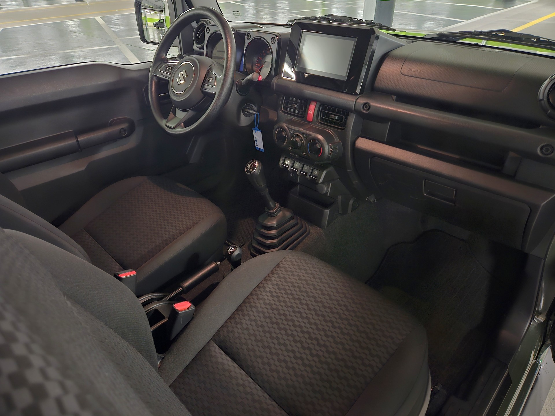 SUZUKI Jimny 1.5 Compact+ 4x4-image-10