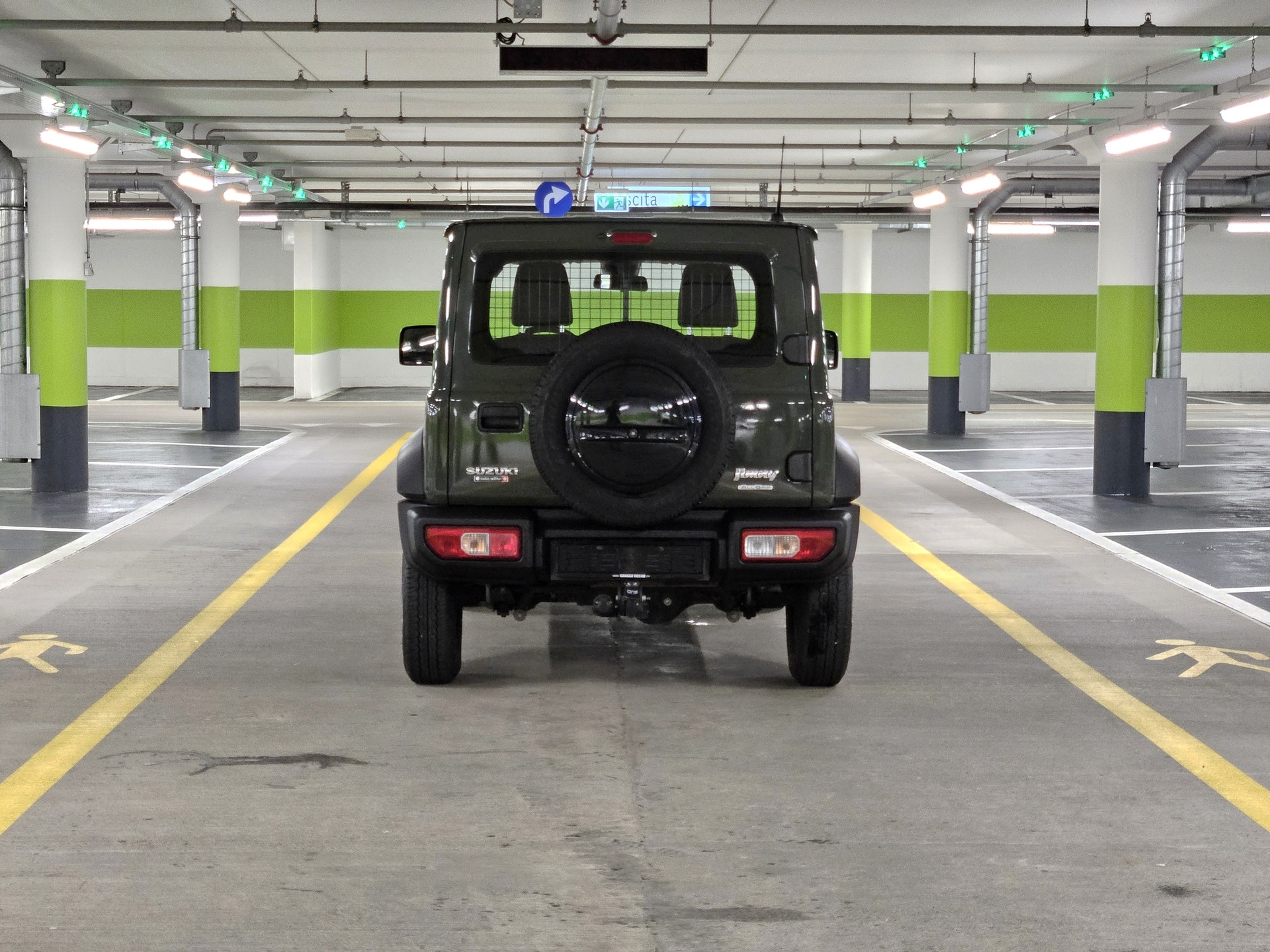SUZUKI Jimny 1.5 Compact+ 4x4-image-3