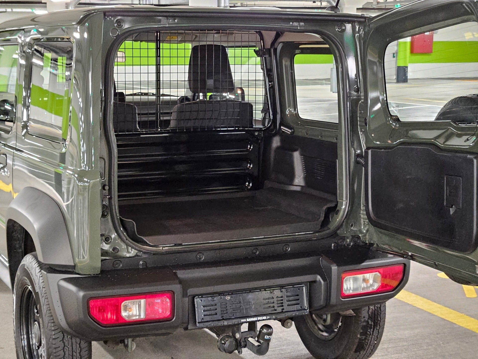 SUZUKI Jimny 1.5 Compact+ 4x4-image-12