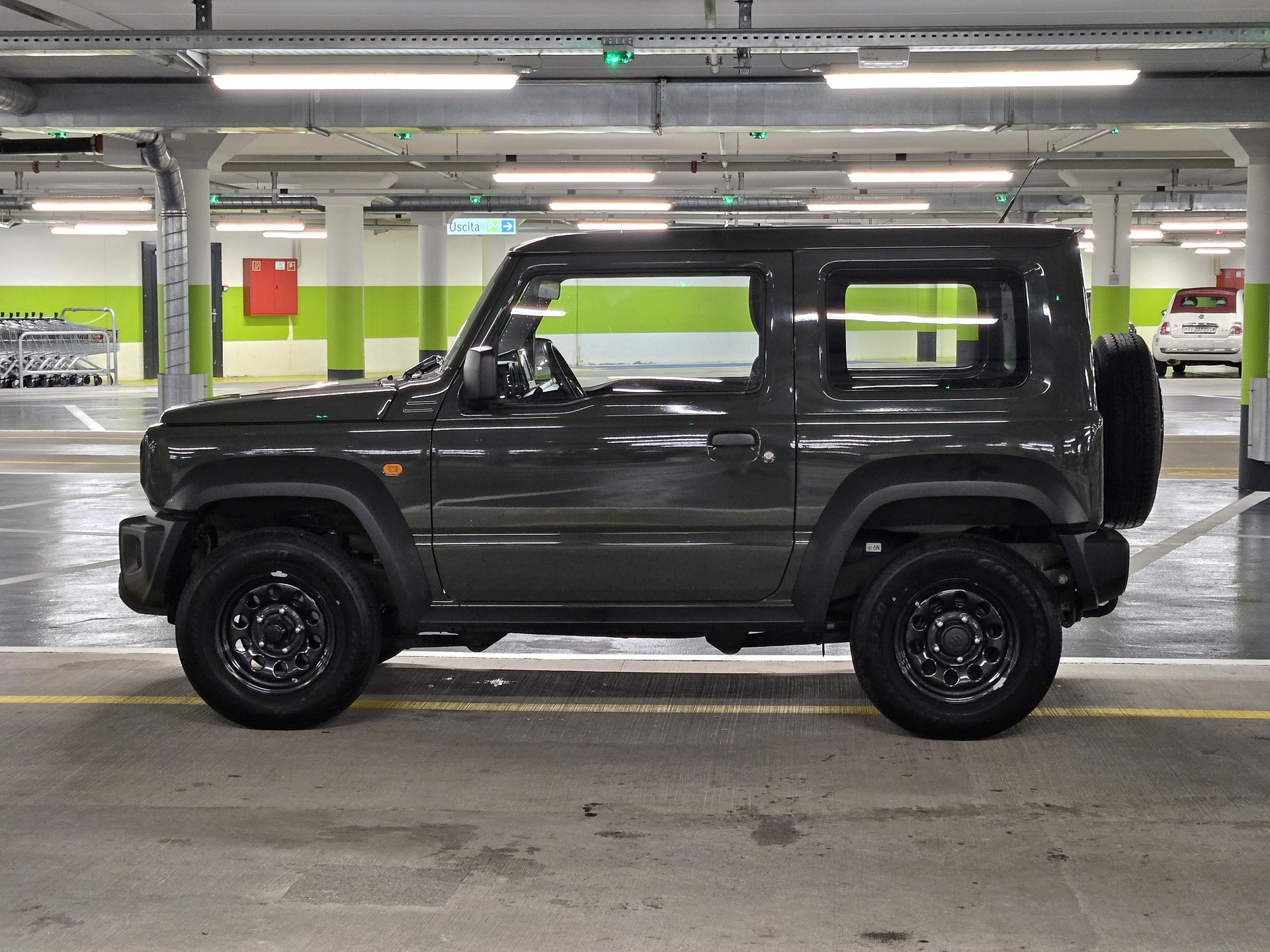 SUZUKI Jimny 1.5 Compact+ 4x4-image-1