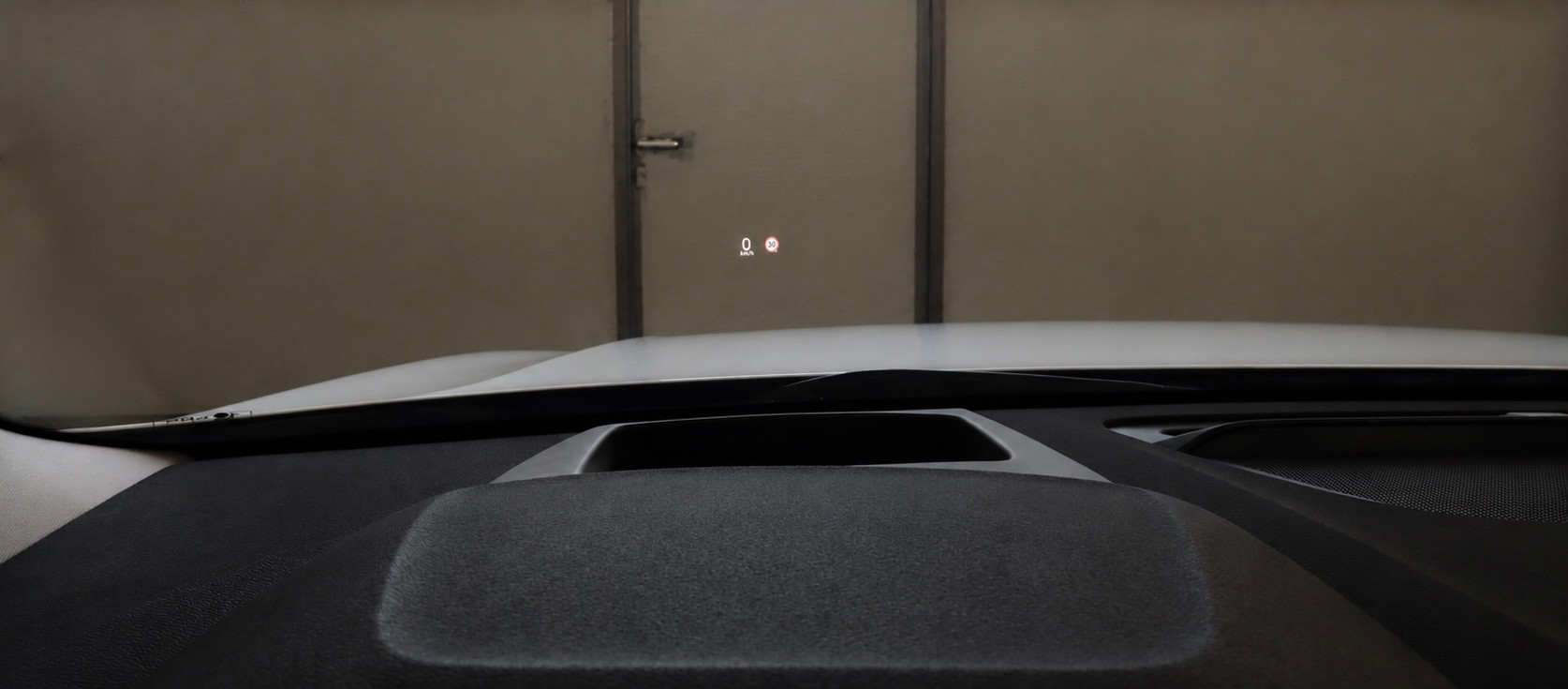VOLVO V90 D5 AWD Momentum Geartronic Powerpulse-image-10