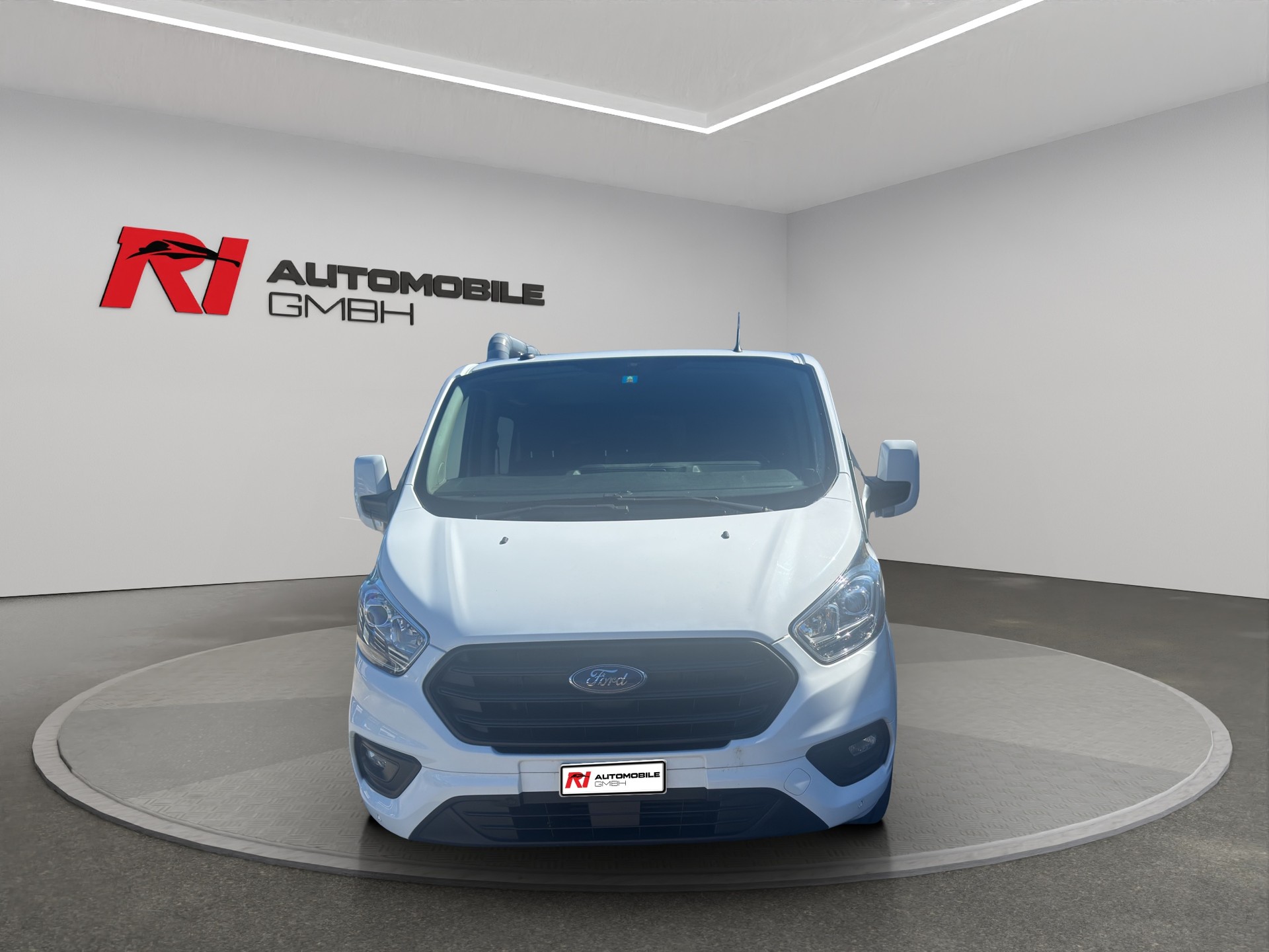 FORD Transit Custom Van 300 L2H1 DK Trend-image-4