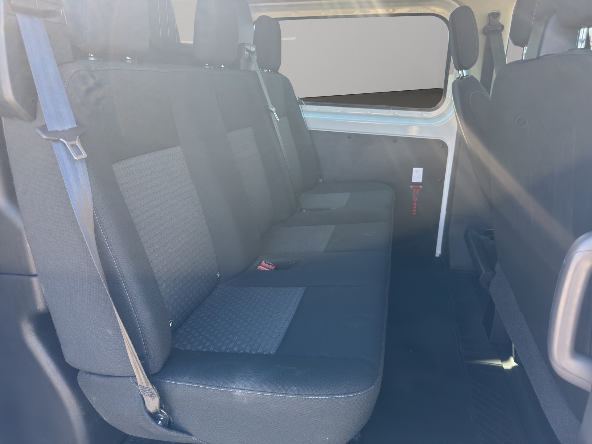 FORD Transit Custom Van 300 L2H1 DK Trend-image-11