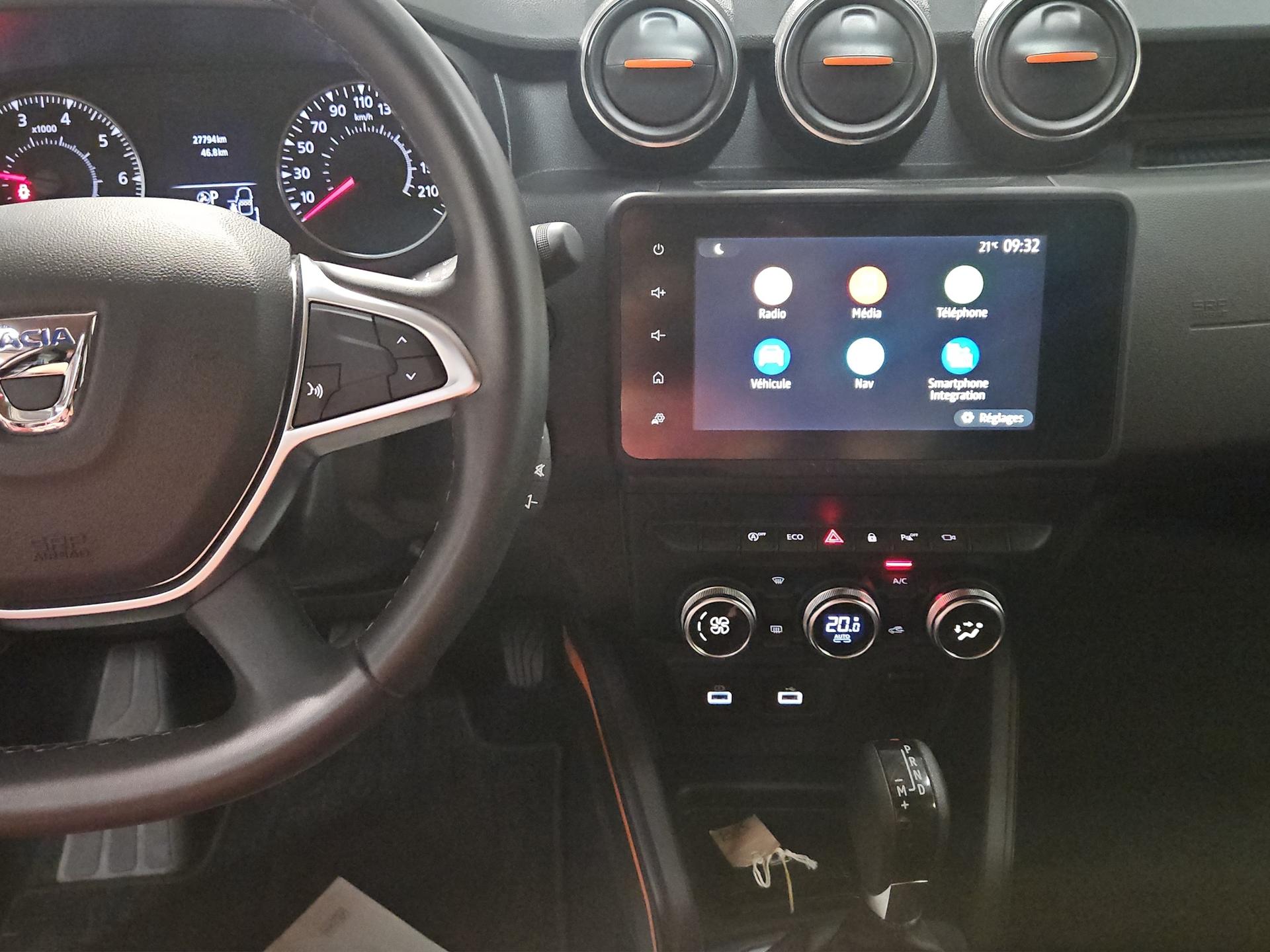 DACIA Duster TCe 150 Extreme EDC 4x2-image-11