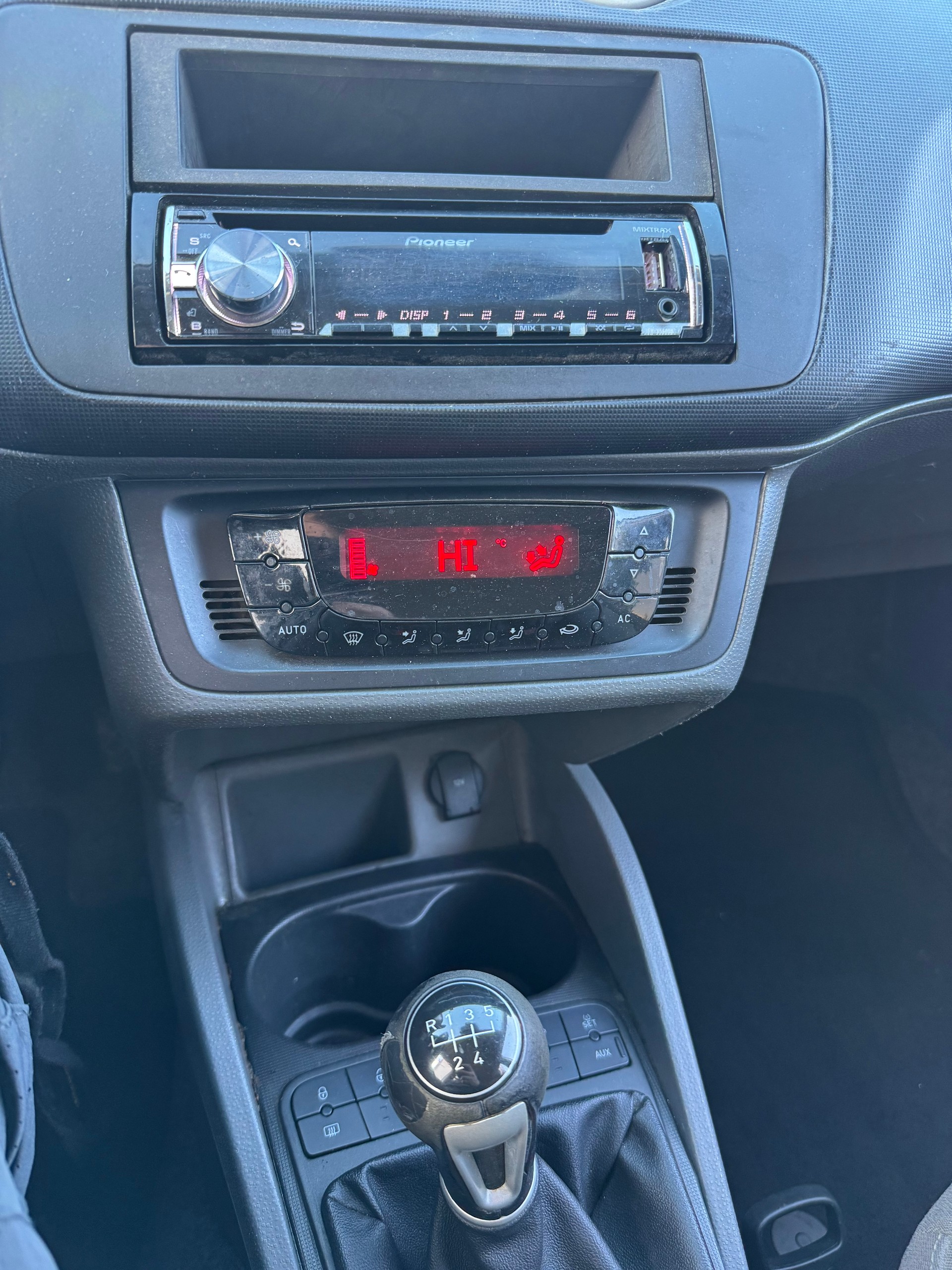 SEAT Ibiza ST 1.2 TSI Style-image-6