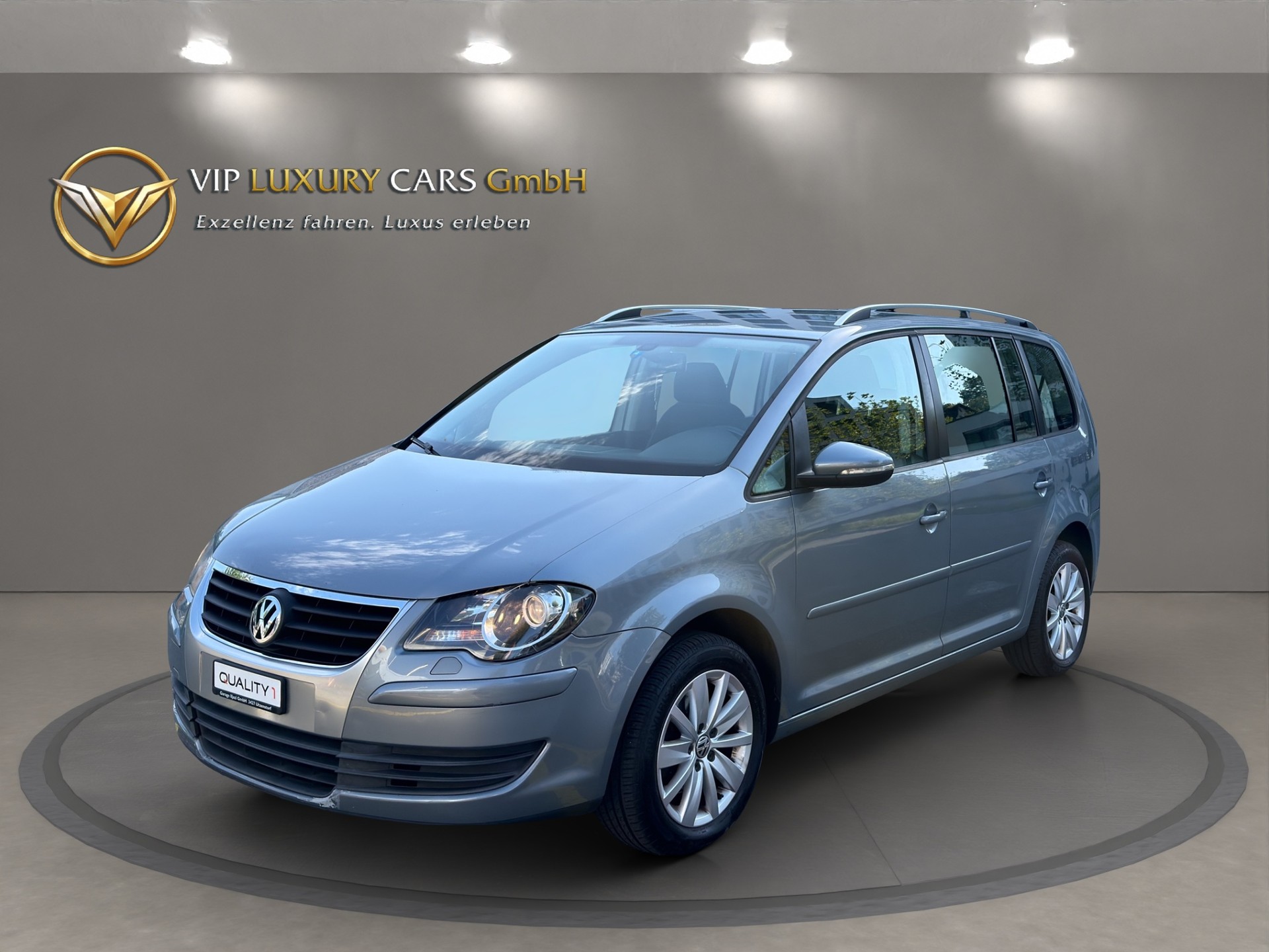 VW Touran 1.4 TSI Team DSG 7 plätze-image-1