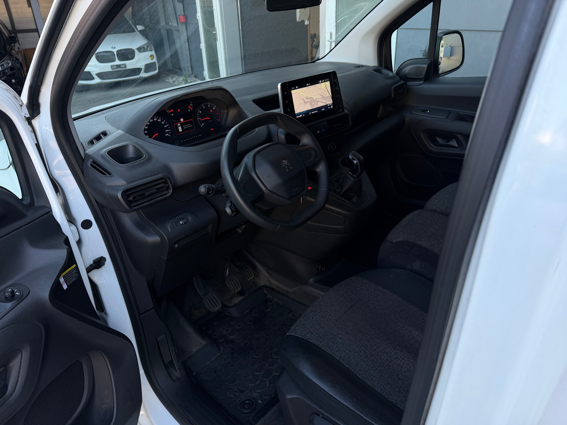 PEUGEOT Partner 1.5 Blue HDi s/s Asphalt 650kg-image-14
