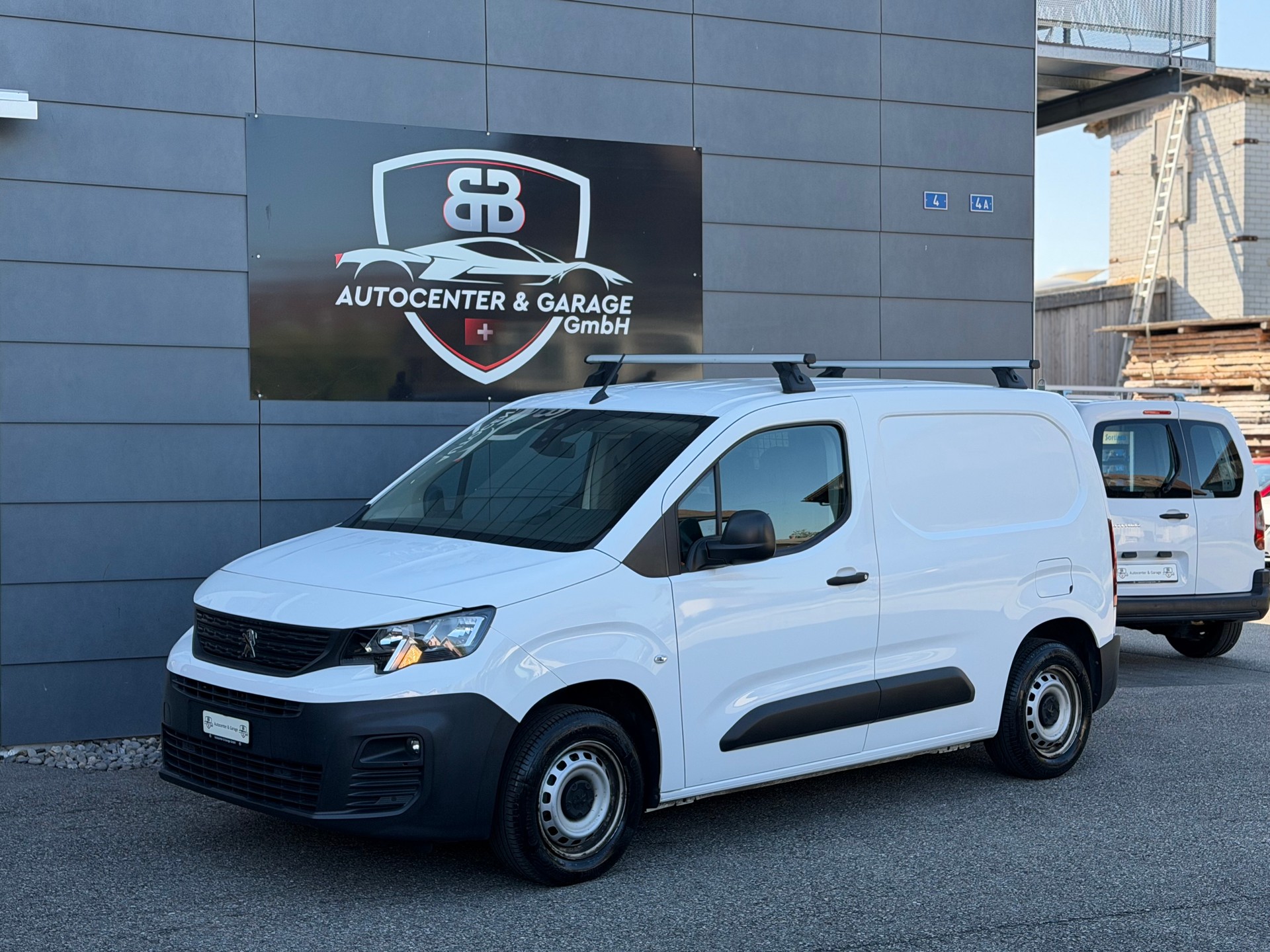 PEUGEOT Partner 1.5 Blue HDi s/s Asphalt 650kg-image-2