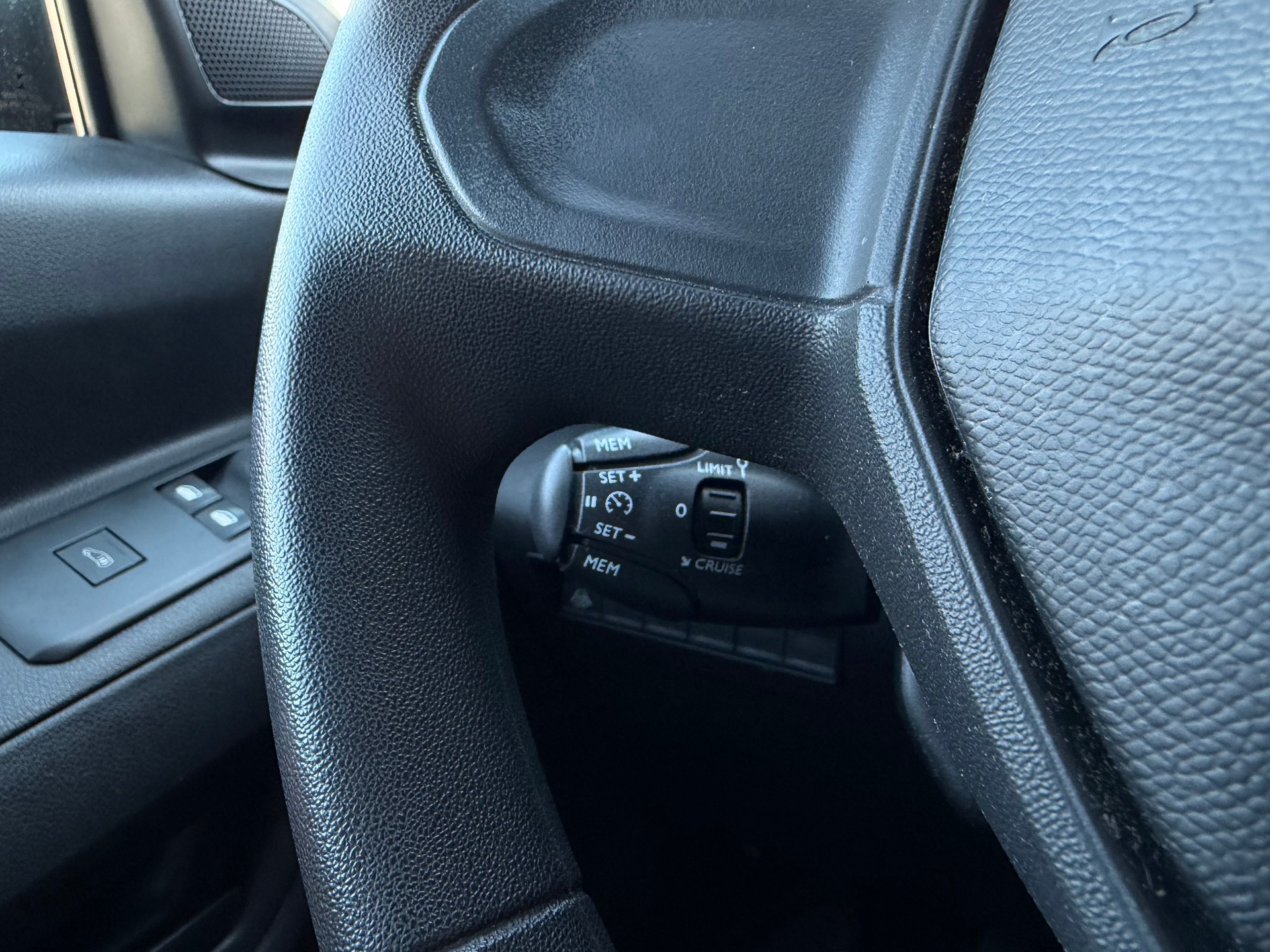 PEUGEOT Partner 1.5 Blue HDi s/s Asphalt 650kg-image-17