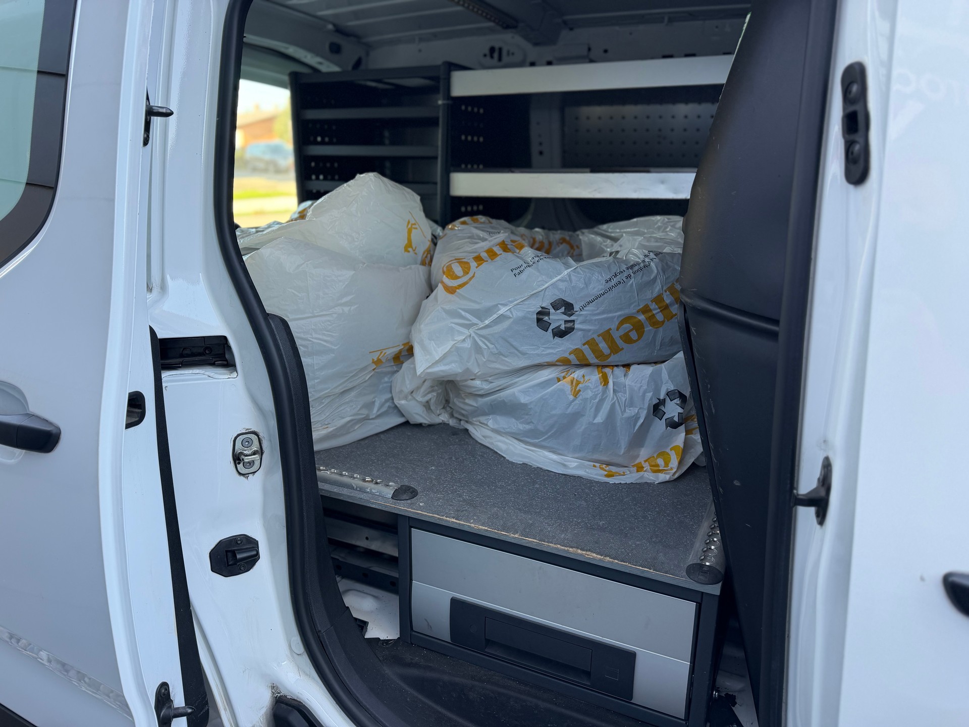 PEUGEOT Partner 1.5 Blue HDi s/s Asphalt 650kg-image-11