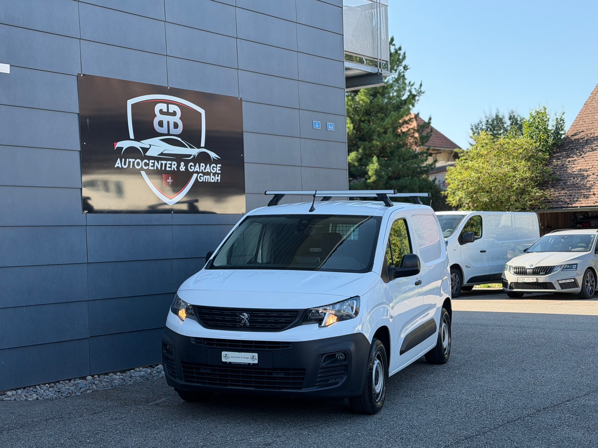 PEUGEOT Partner 1.5 Blue HDi s/s Asphalt 650kg-image-0
