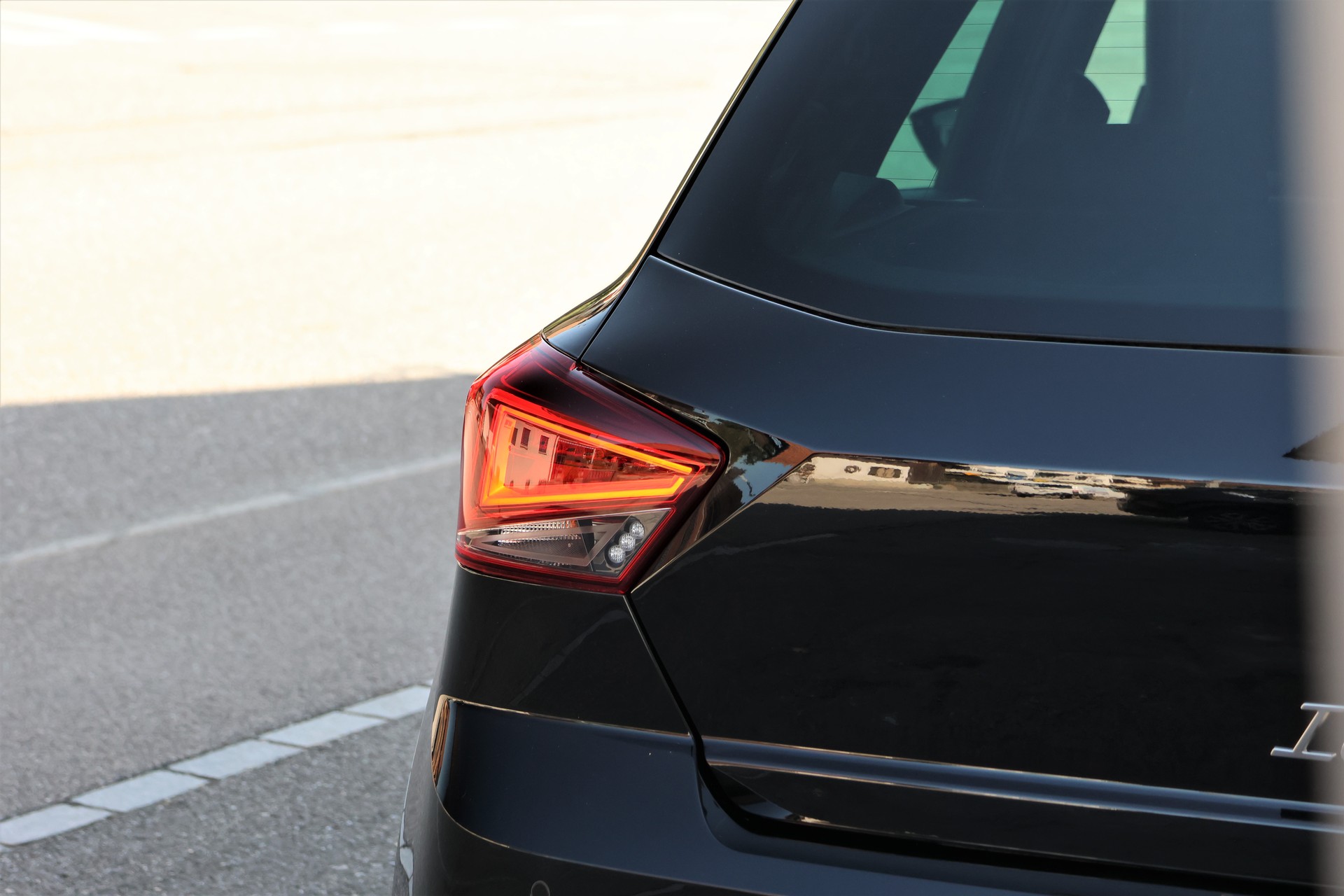 SEAT Ibiza 1.0 EcoTSI FR DSG-image-5