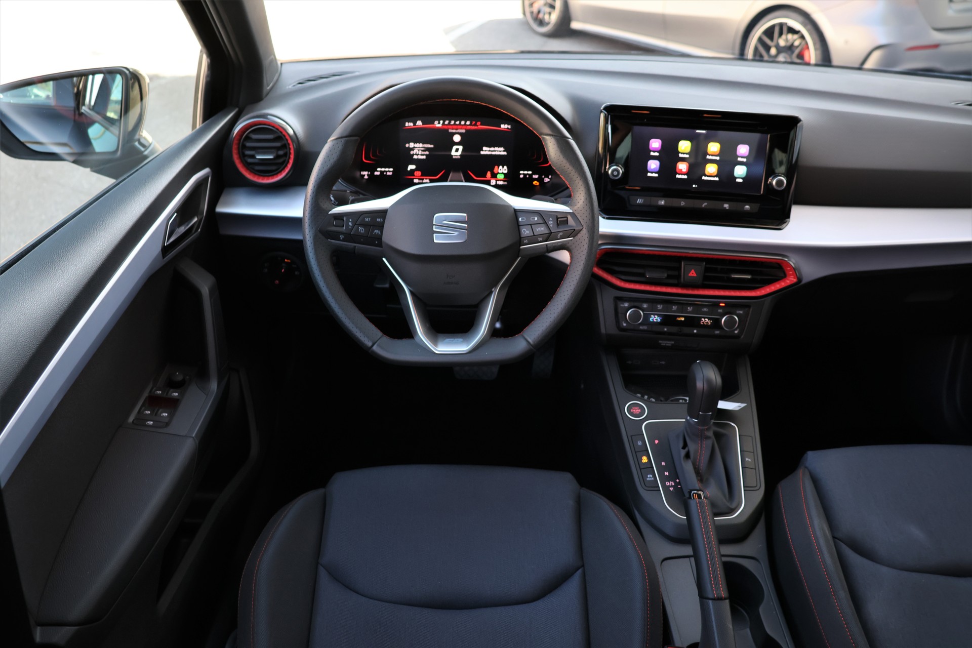 SEAT Ibiza 1.0 EcoTSI FR DSG-image-12
