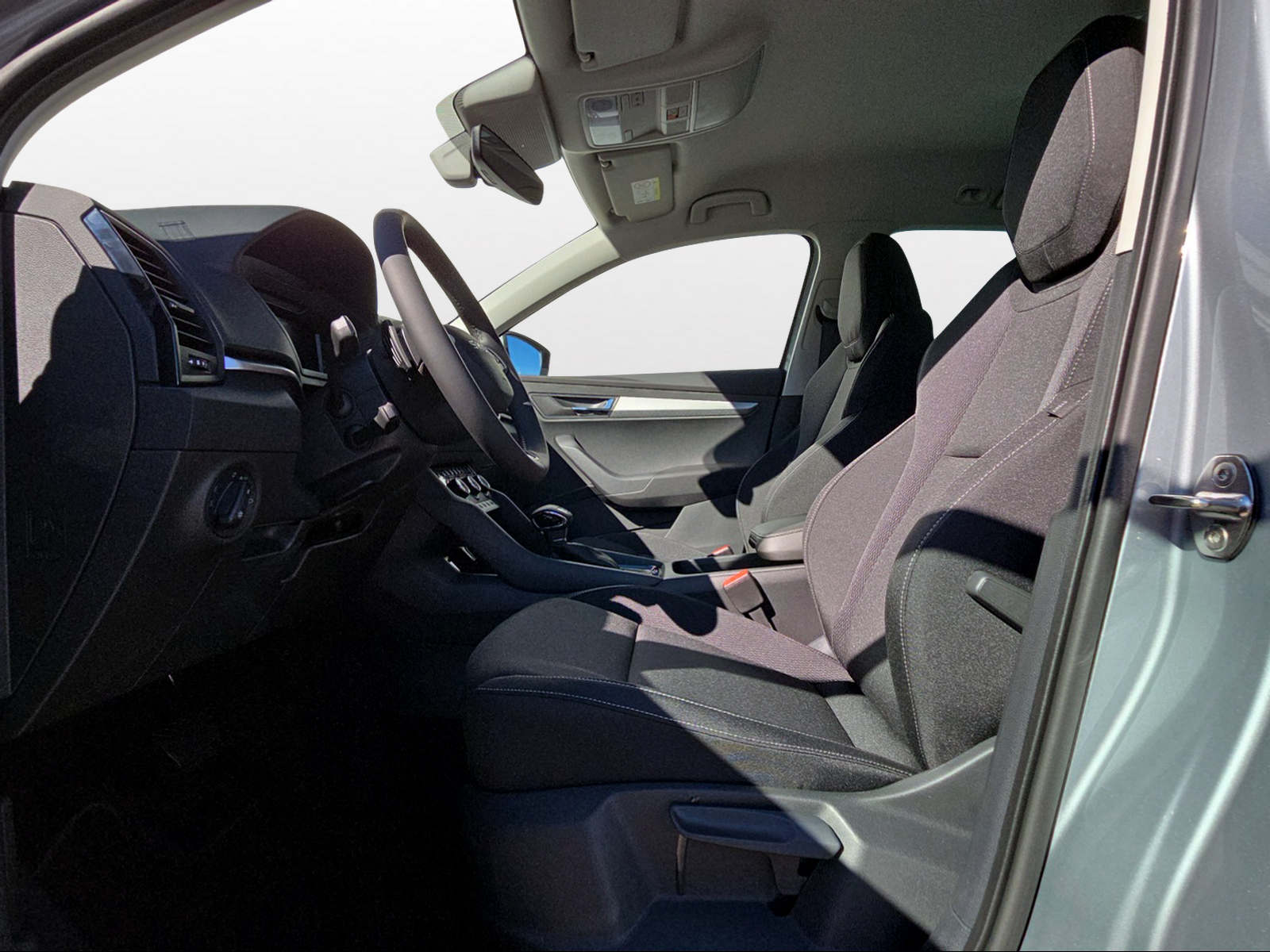 SKODA Karoq 2.0 TDI CR Selection 4x4 DSG-image-6