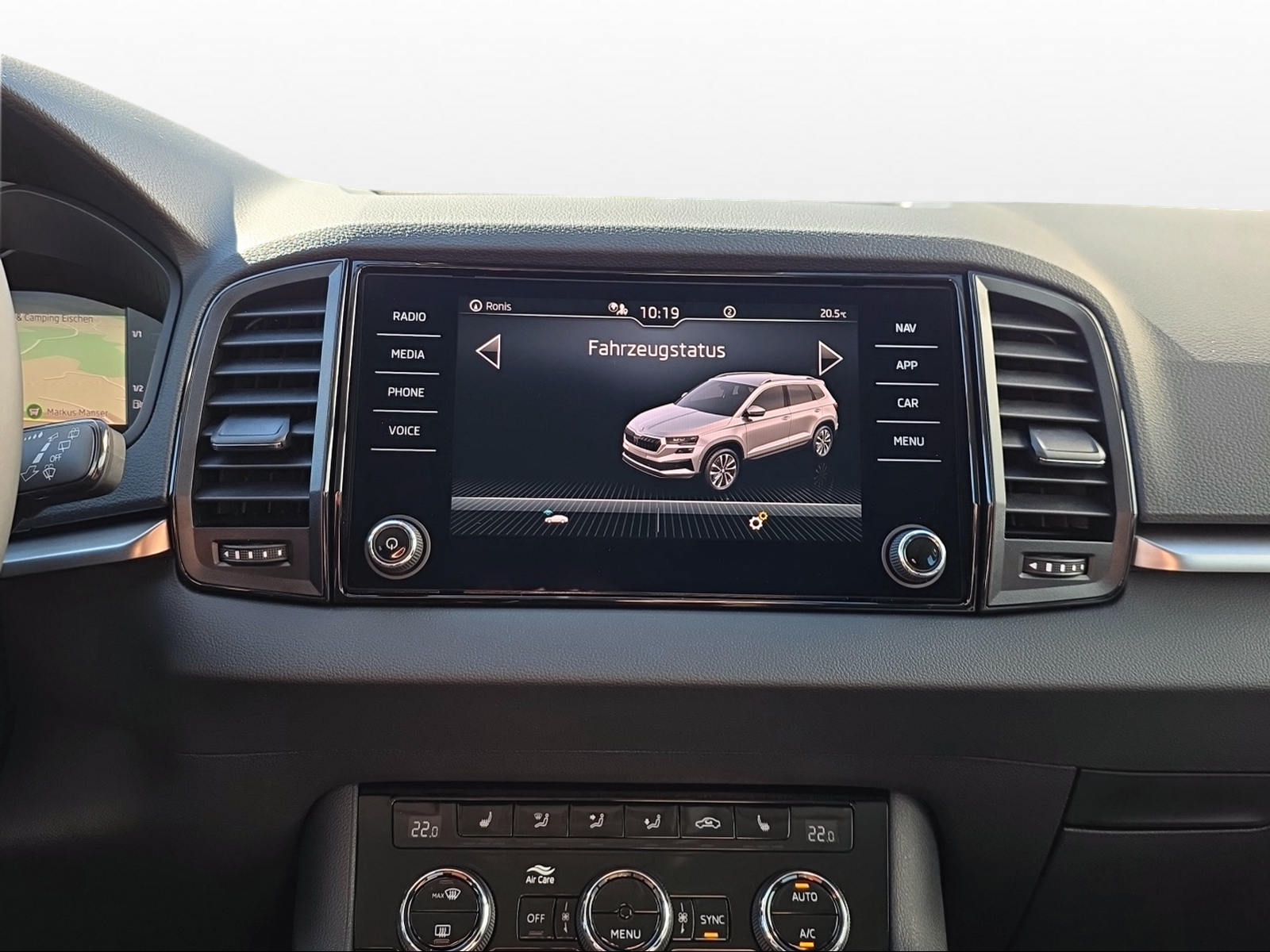 SKODA Karoq 2.0 TDI CR Selection 4x4 DSG-image-8
