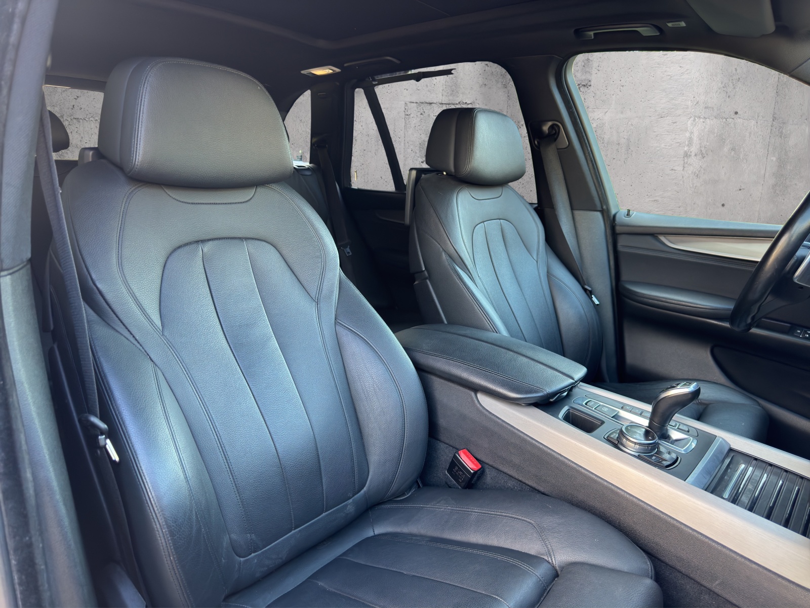 BMW X5 xDrive M50d Steptronic-image-13