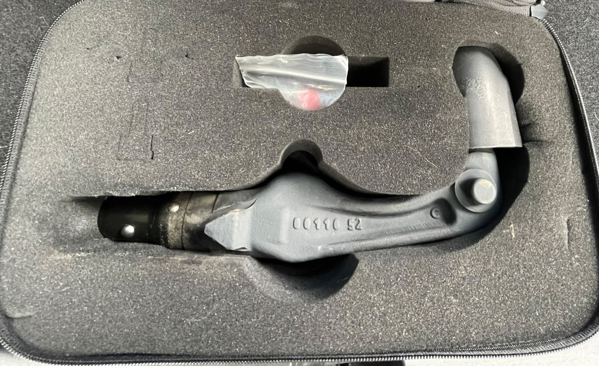 TESLA Model Y Long Range 533 km (WLTP) 514PS AHK 1600kg Werksgarantie SOH 94%-image-10