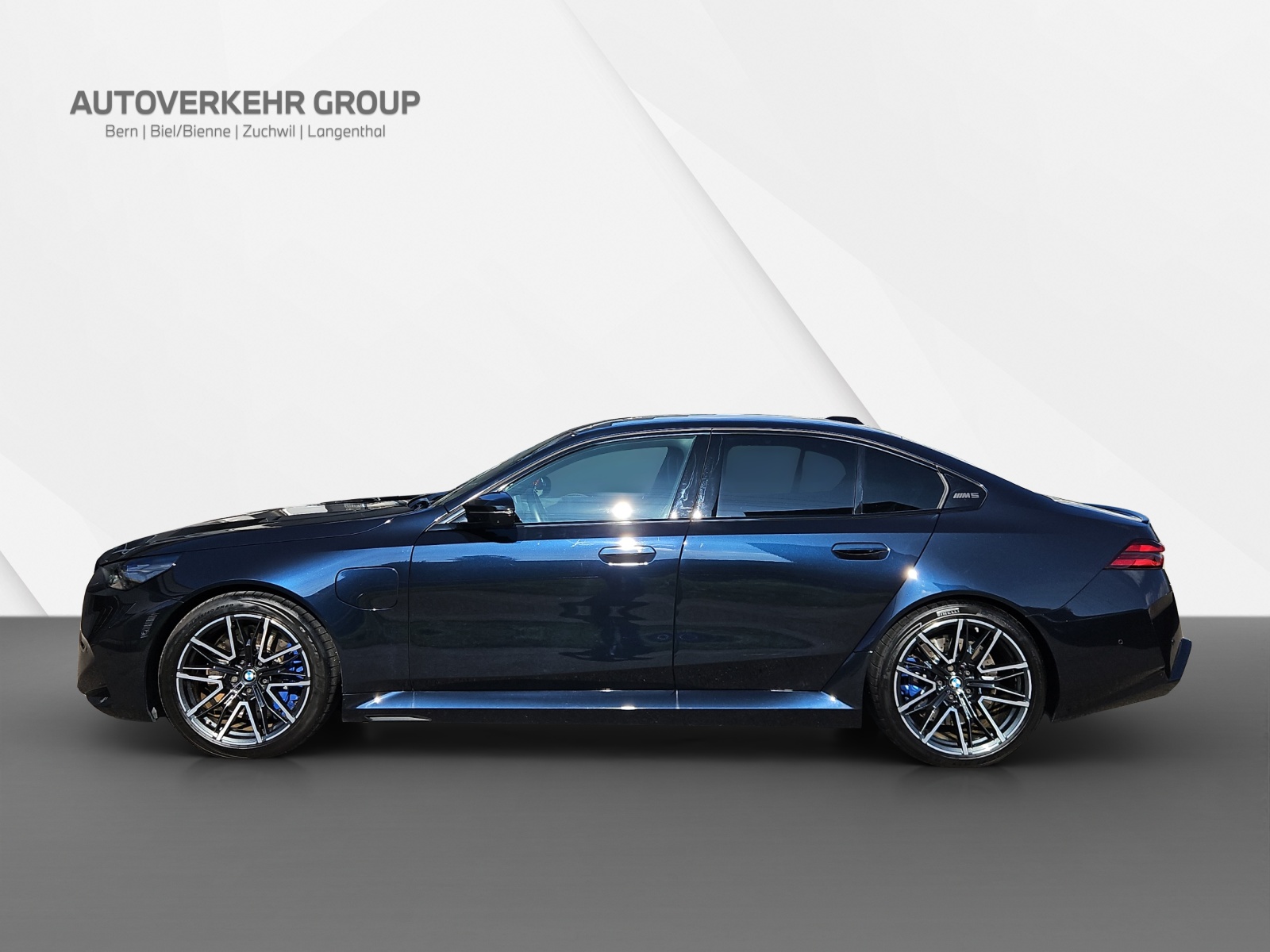 BMW M5 xDrive Limousine-image-3