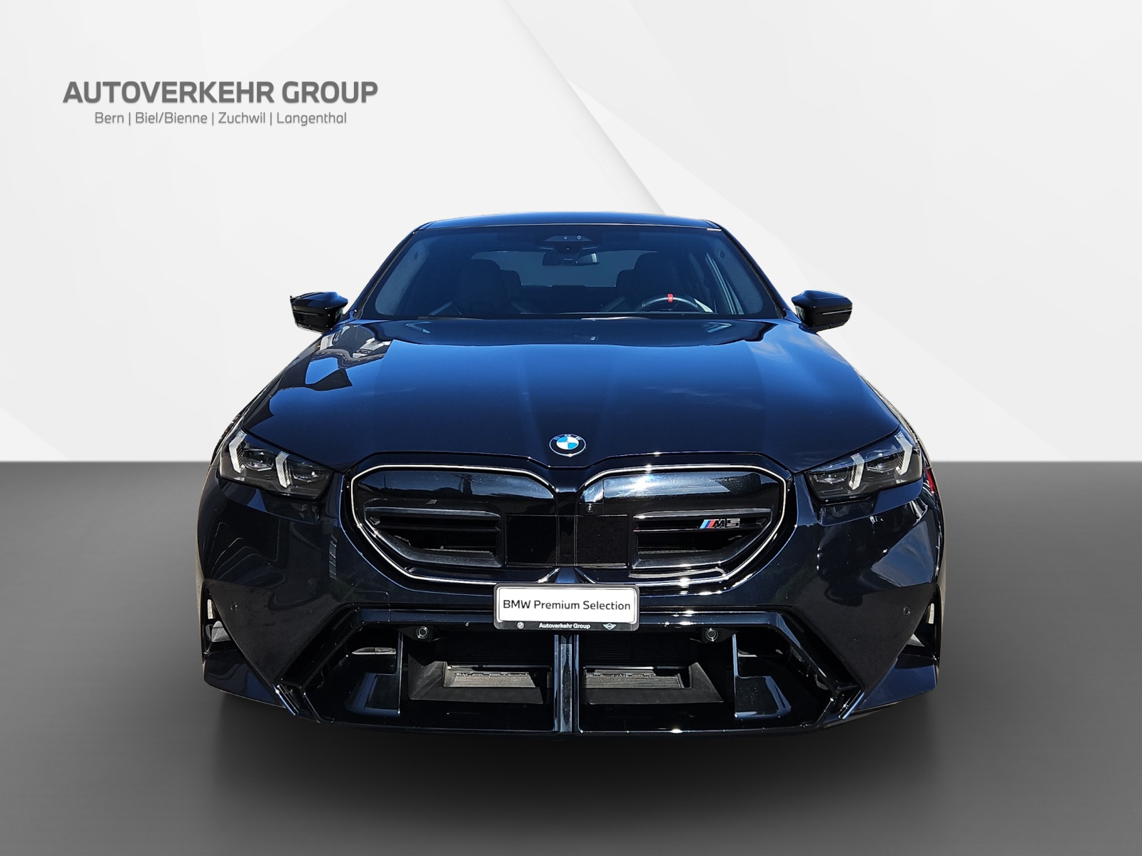 BMW M5 xDrive Limousine-image-2