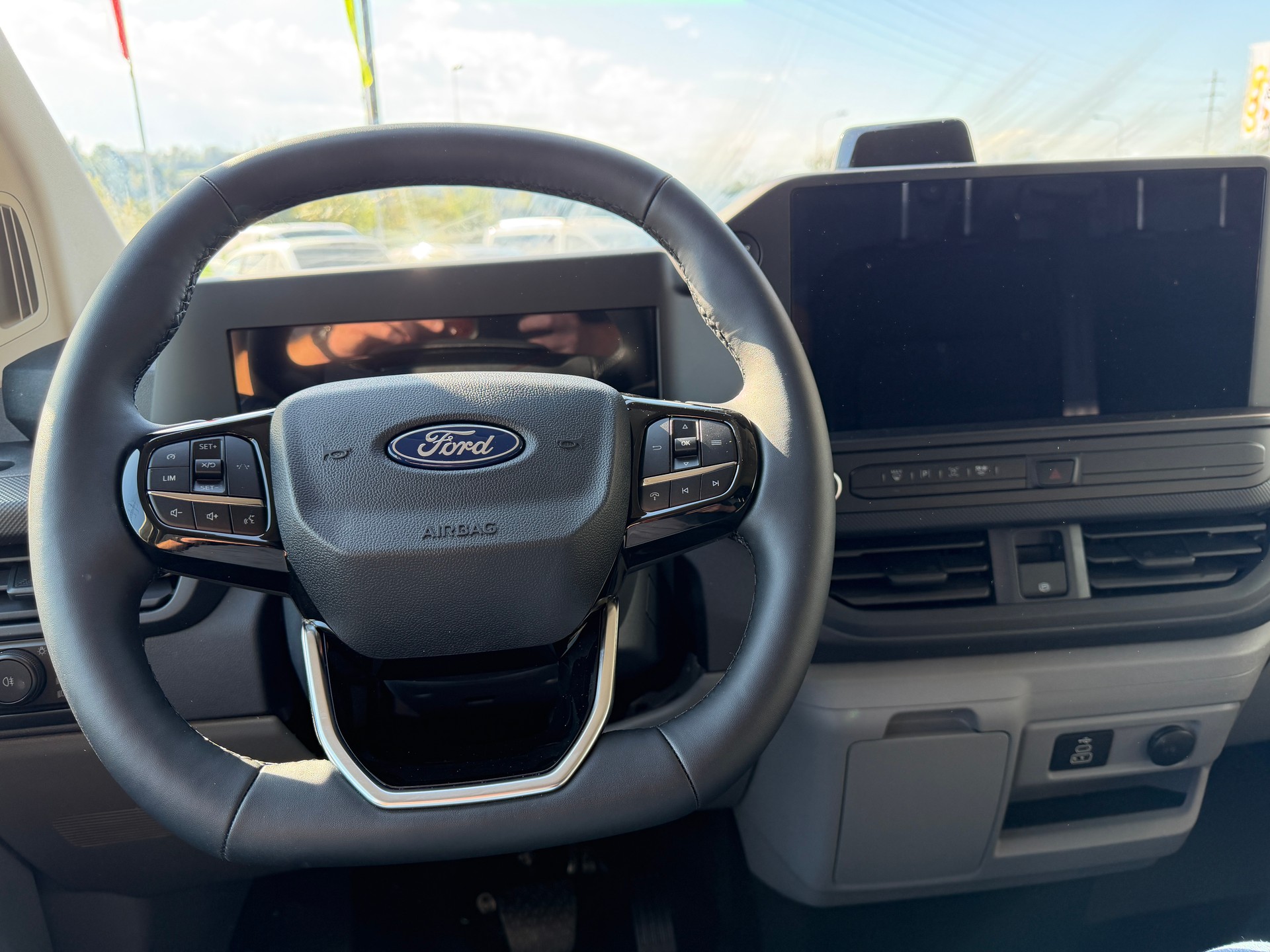 FORD Transit Custom Van 320 L1H1 Trend Automat-image-6