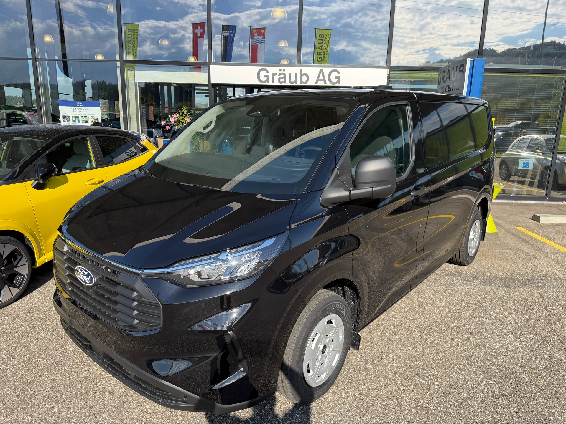 FORD Transit Custom Van 320 L1H1 Trend Automat-image-2
