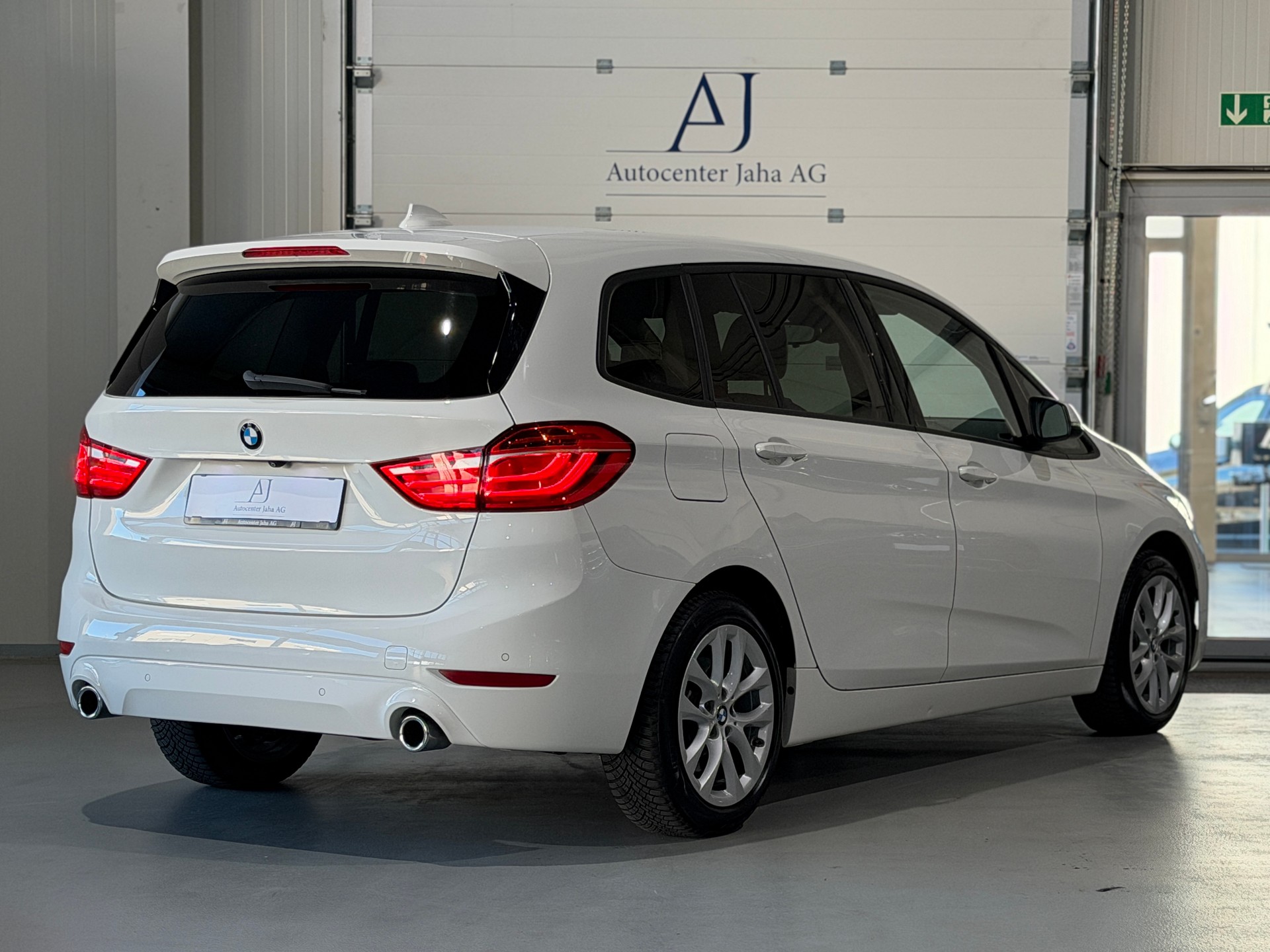 BMW 220d xDrive Gran Tourer Steptronic (CH)-image-6