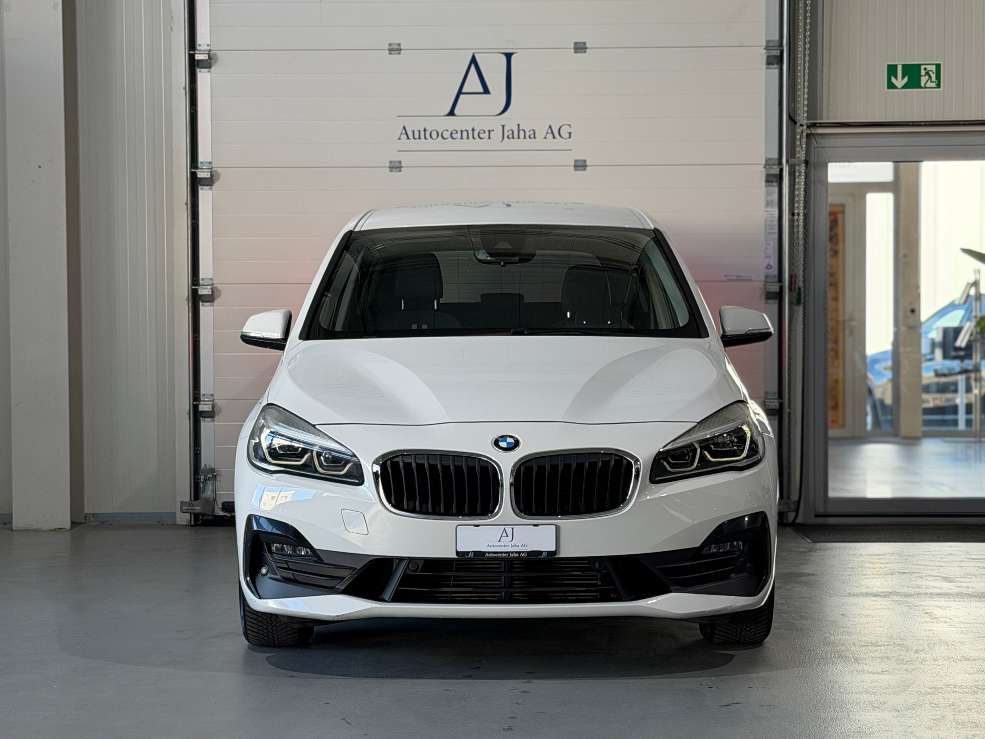 BMW 220d xDrive Gran Tourer Steptronic (CH)-image-3