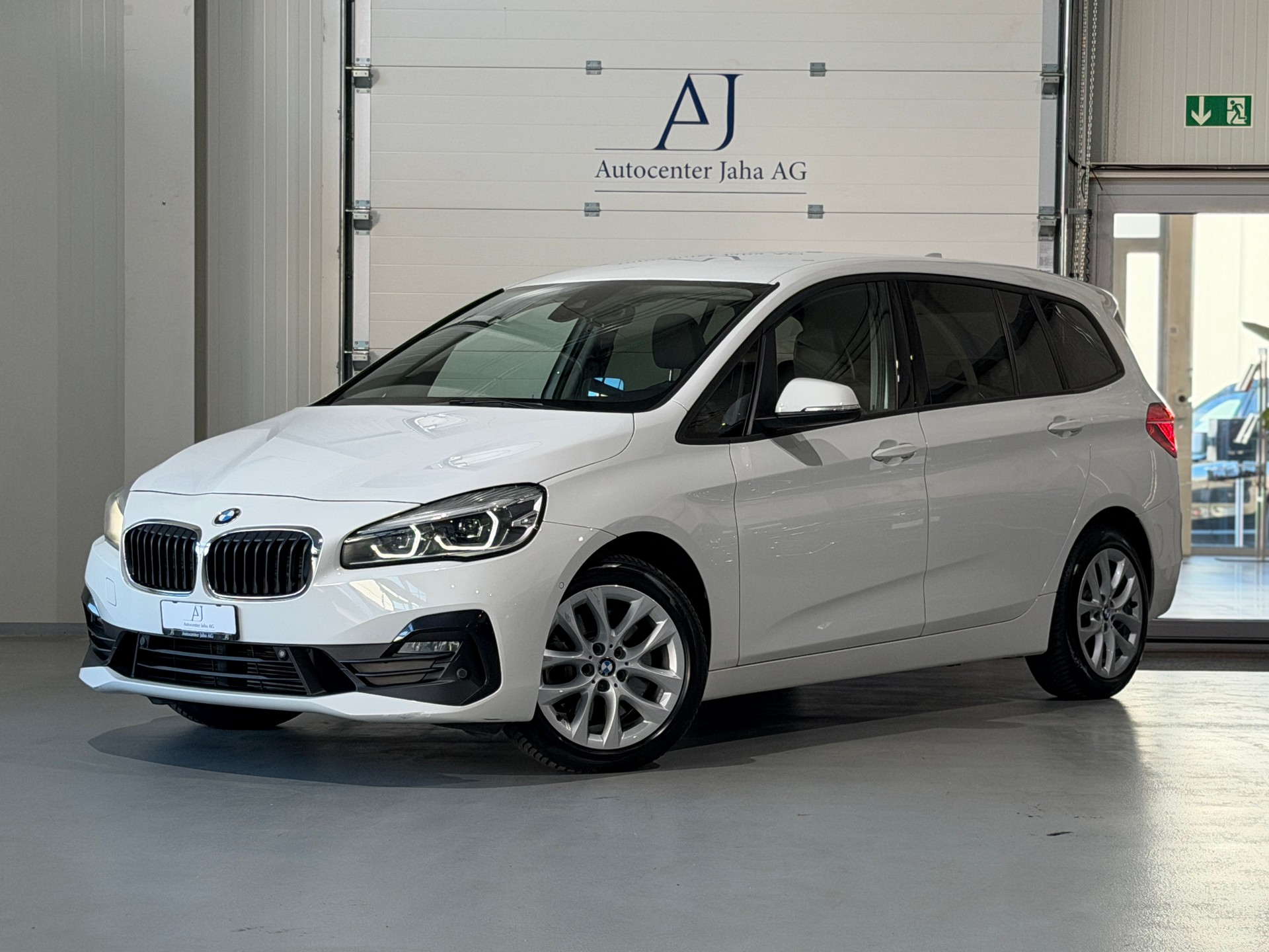 BMW 220d xDrive Gran Tourer Steptronic (CH)-image-0