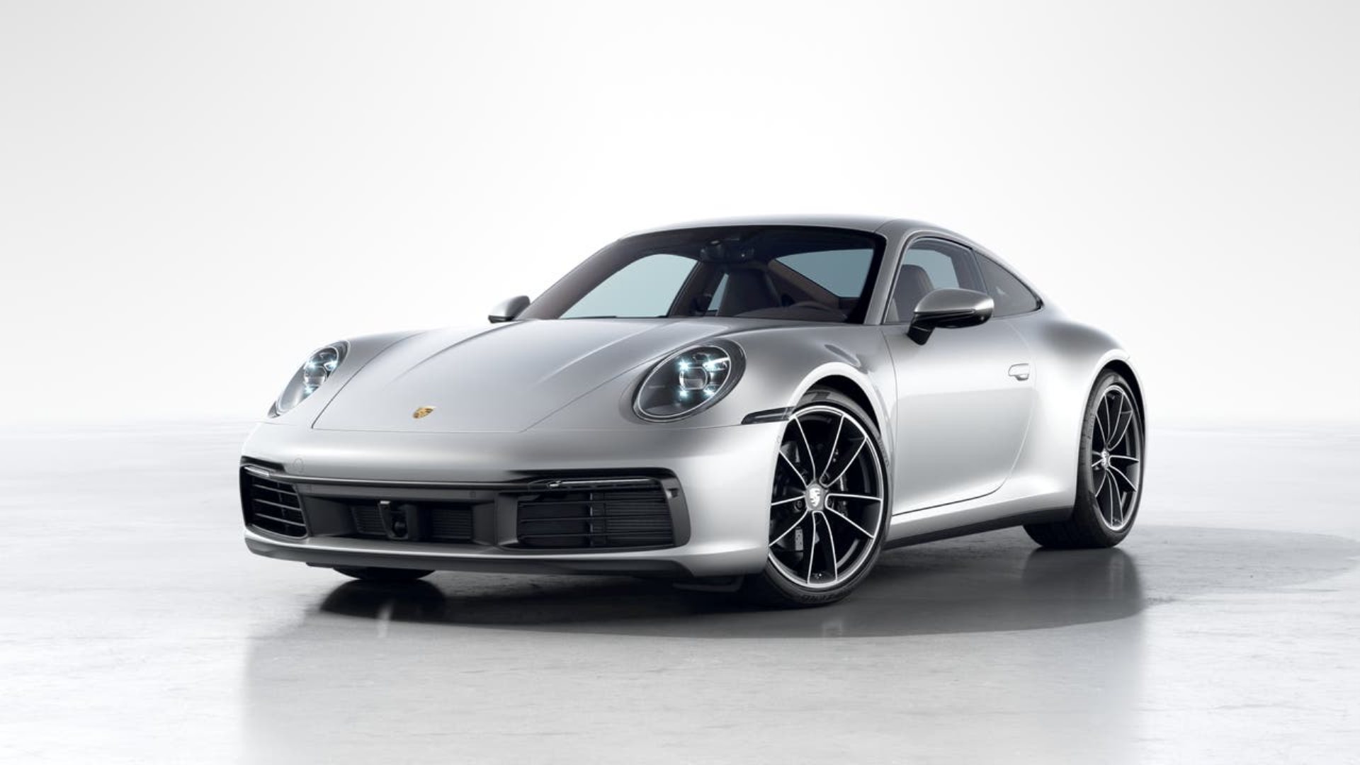 PORSCHE 911 Carrera 4-image-0