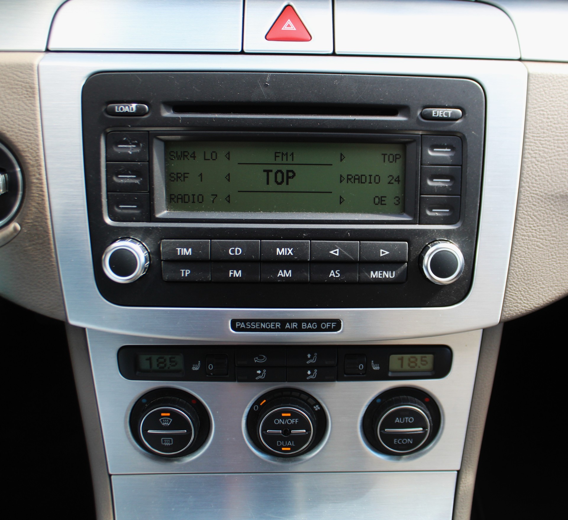 VW Passat Variant 2.0 FSI Highline / CH-Fahrzeug-image-15