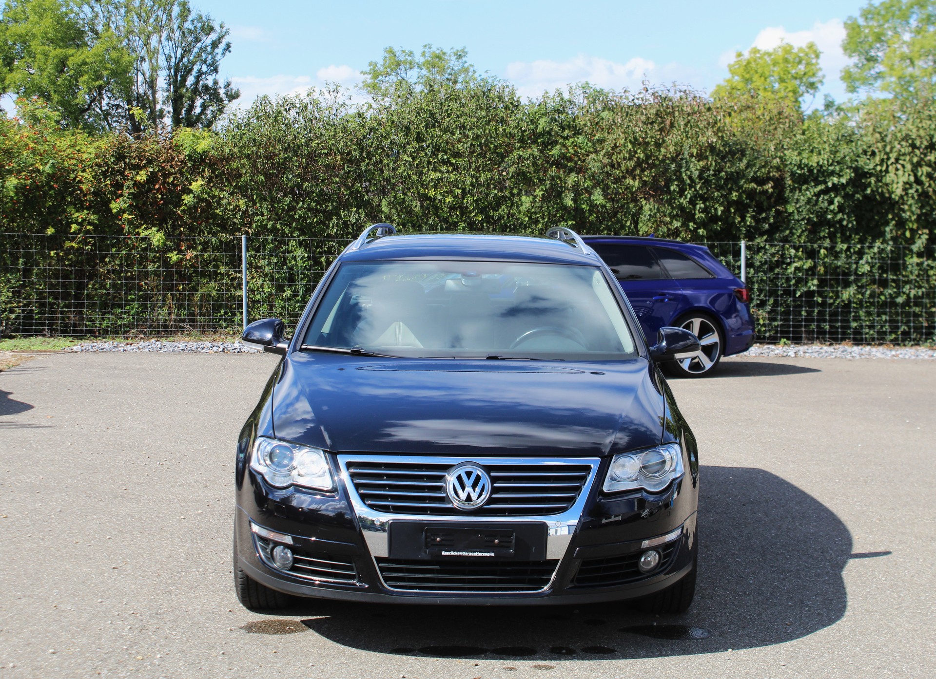 VW Passat Variant 2.0 FSI Highline / CH-Fahrzeug-image-1