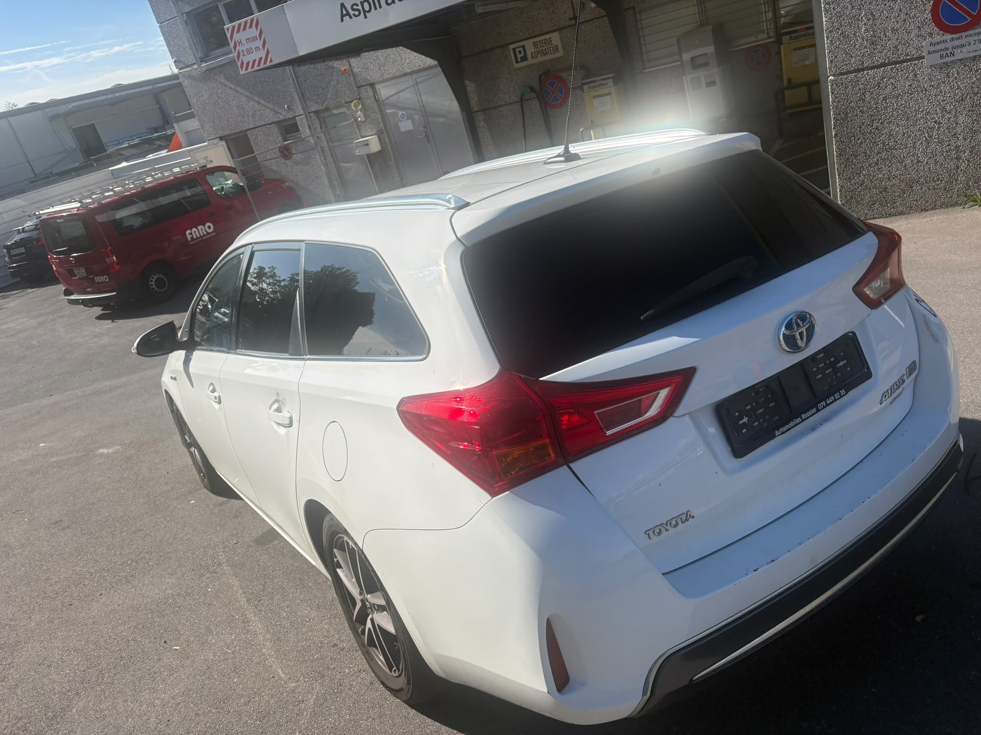 TOYOTA Auris Touring Sports 1.8 16V HSD Linea Luna-image-10