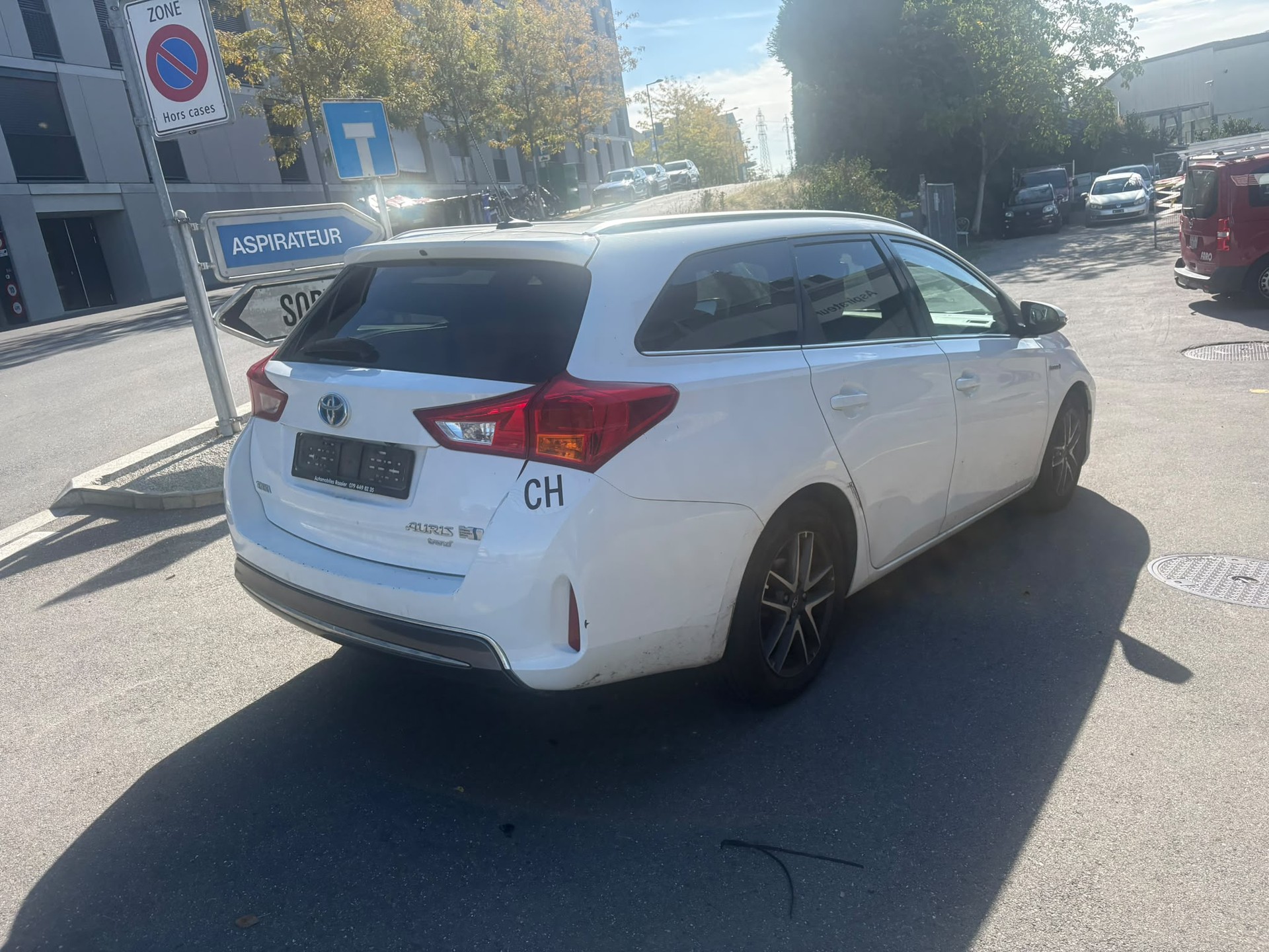 TOYOTA Auris Touring Sports 1.8 16V HSD Linea Luna-image-6