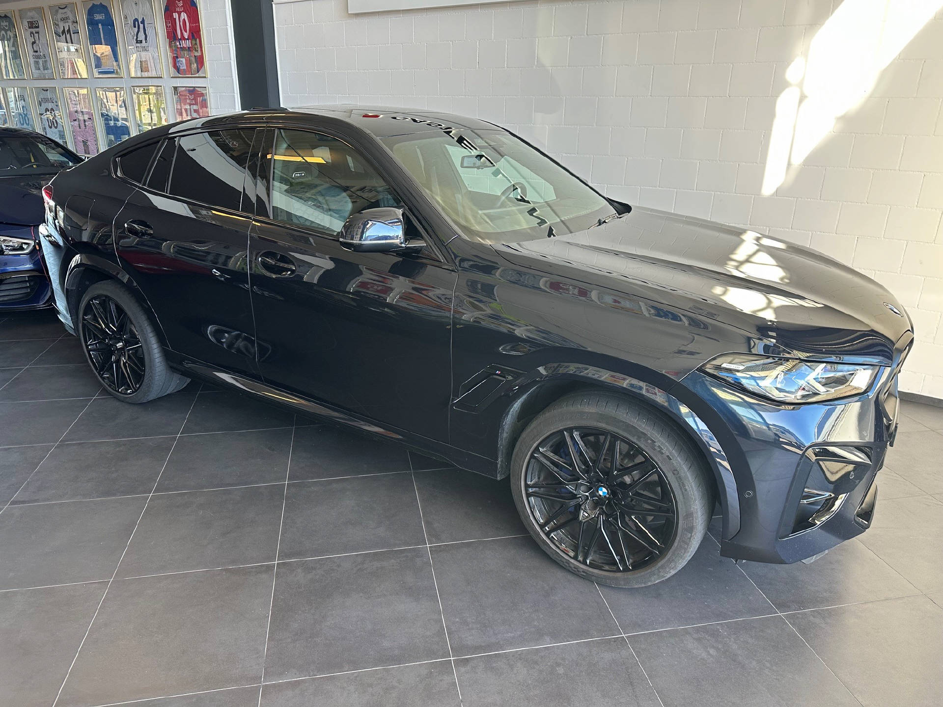 BMW X6 M Competition-image-1