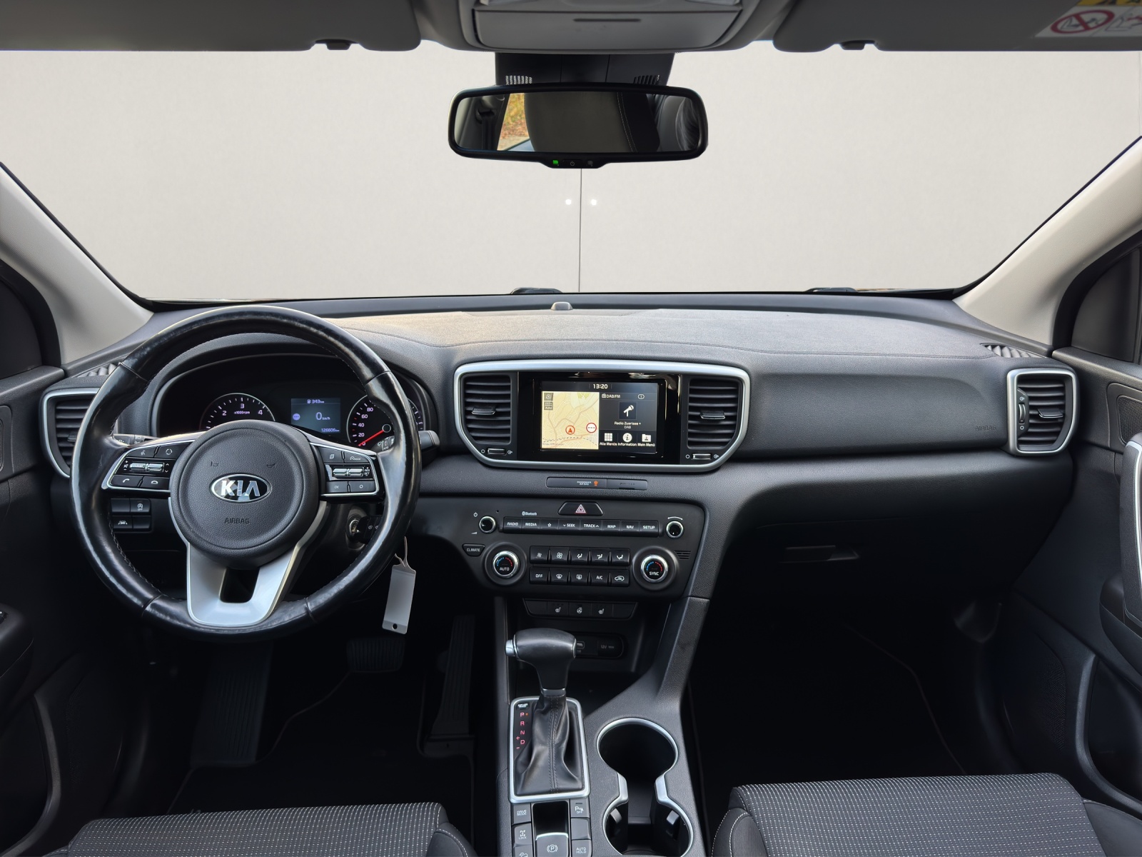 KIA Sportage 1.6CRDi Style 4WD Automat-image-9