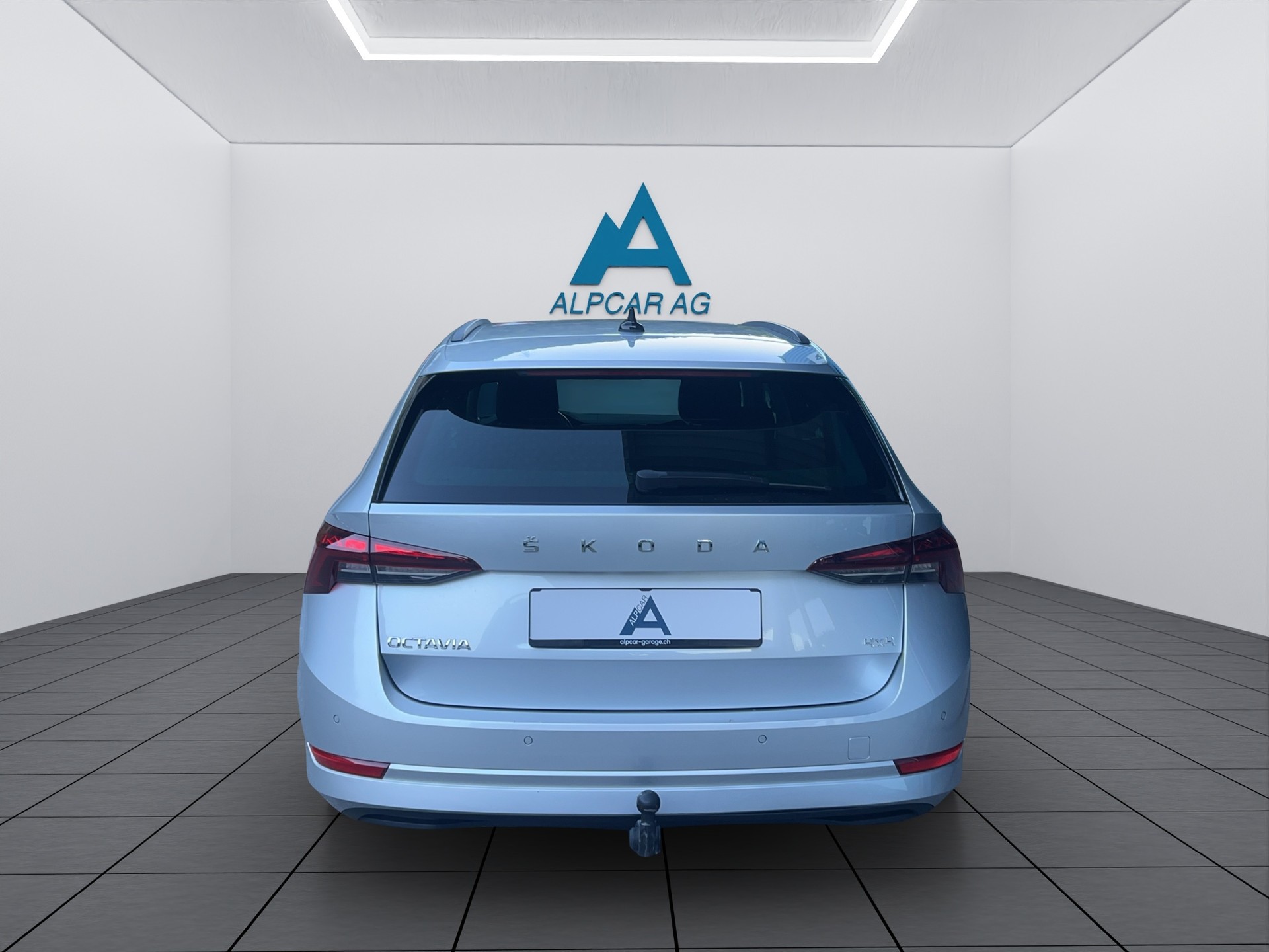 SKODA Octavia Combi 2.0 TDI DSG Ambition 4x4-image-5