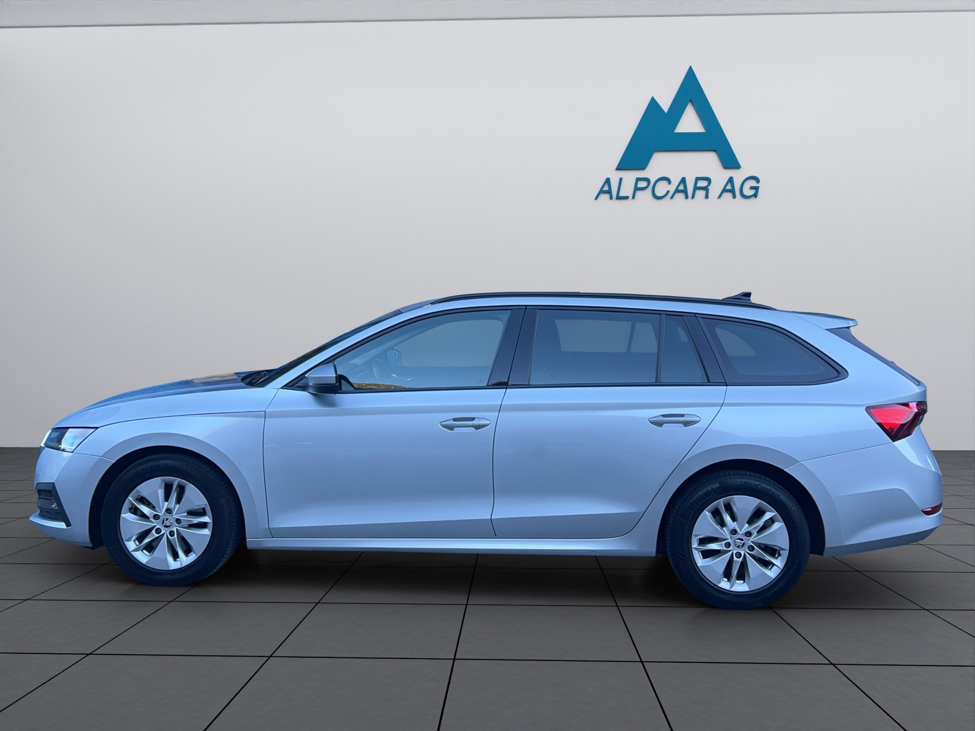 SKODA Octavia Combi 2.0 TDI DSG Ambition 4x4-image-3