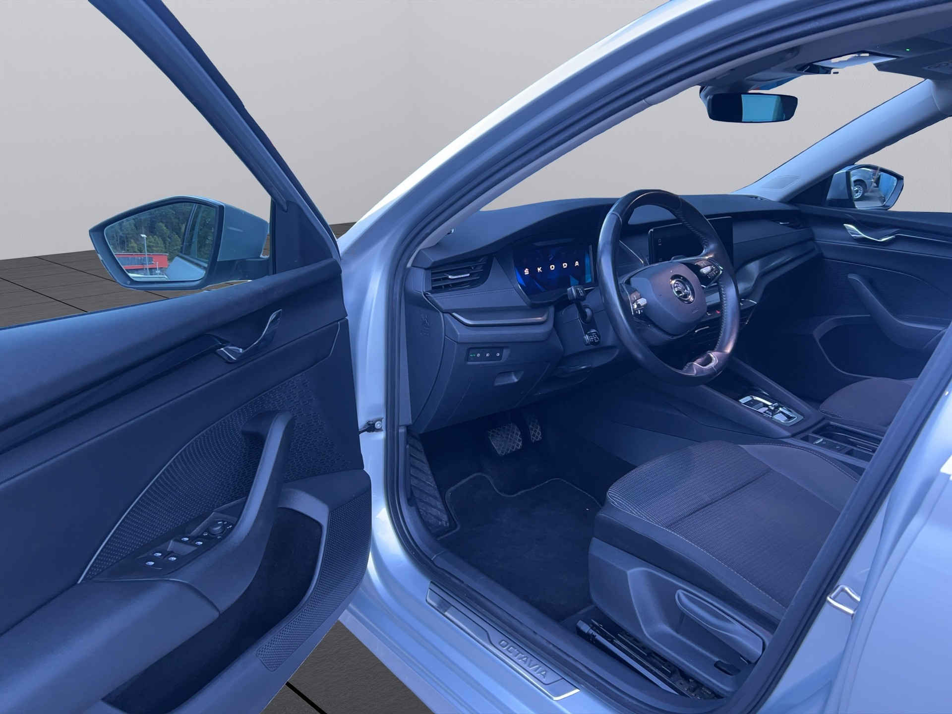 SKODA Octavia Combi 2.0 TDI DSG Ambition 4x4-image-13